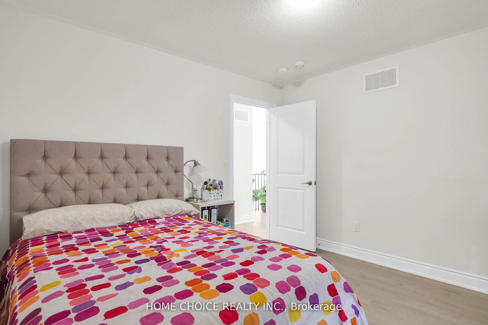 Photo 30 of 22 Ludlow Drive E, Barrie, Rural Barrie Southeast — HOMEH