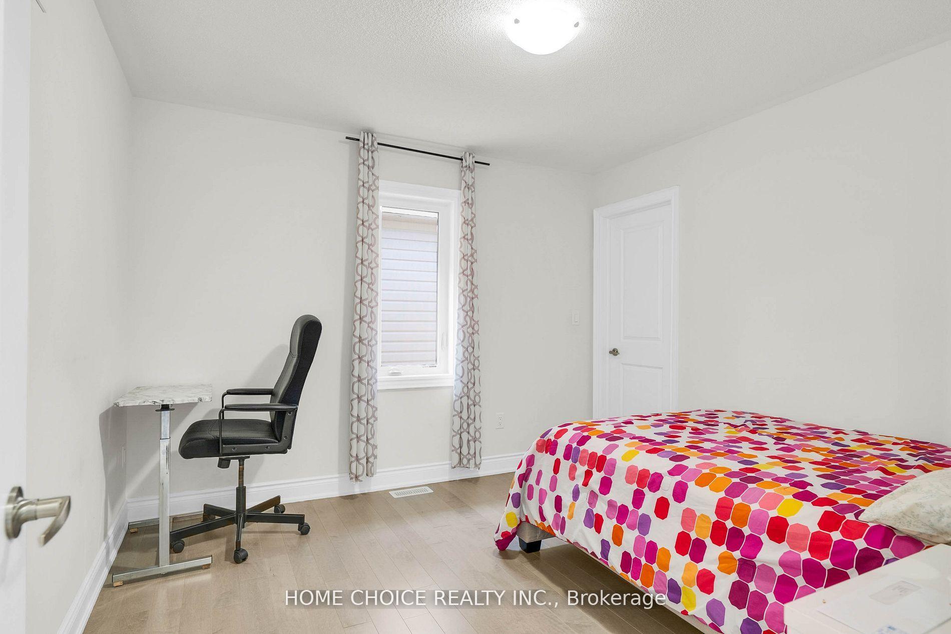 Photo 31 of 22 Ludlow Drive E, Barrie, Rural Barrie Southeast — HOMEH
