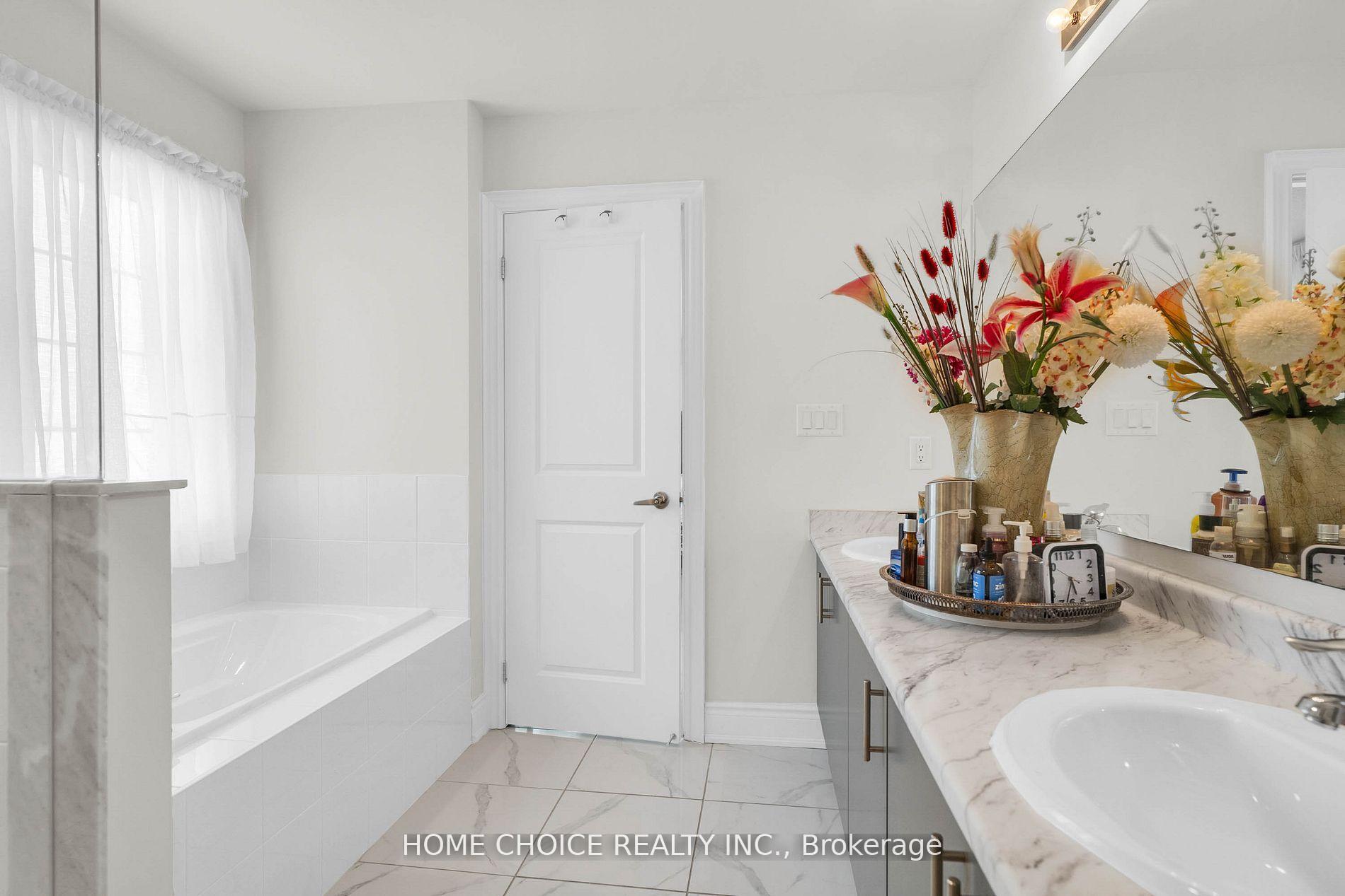 Photo 32 of 22 Ludlow Drive E, Barrie, Rural Barrie Southeast — HOMEH