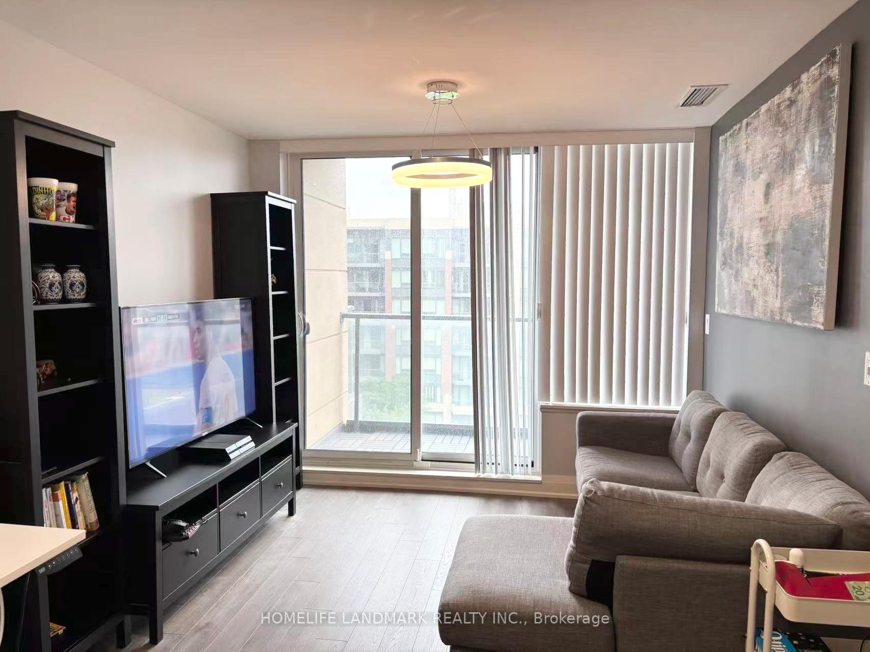 Photo 2 of Unit 903, 18 Uptown Drive, Markham, Unionville — HOMEH