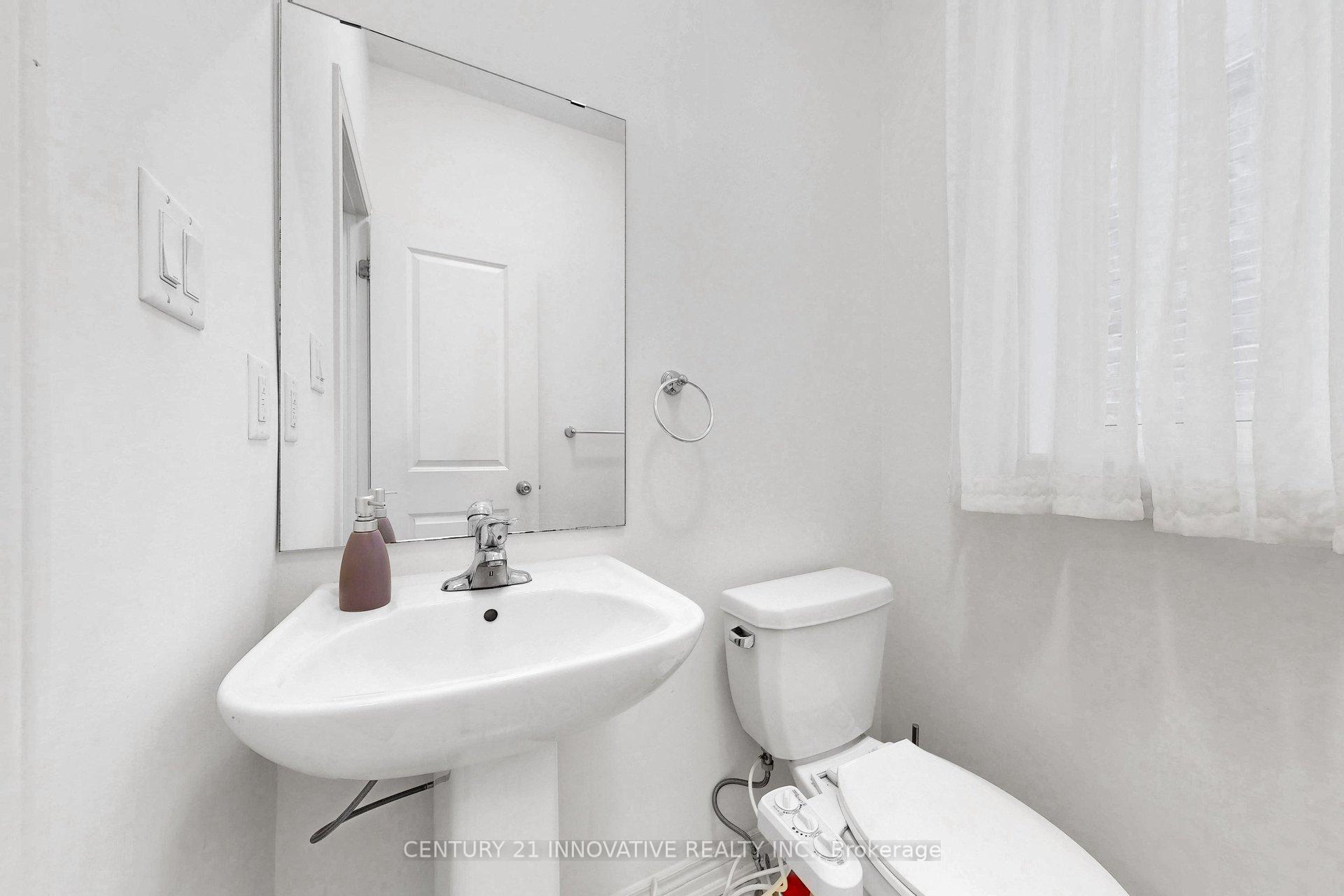 Photo 20 of 28 Conarty Crescent, Whitby, Rural Whitby — HOMEH