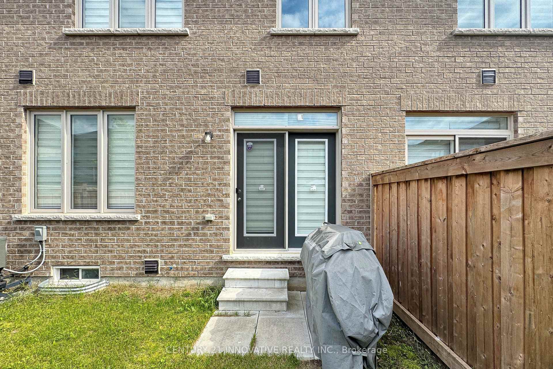Photo 47 of 28 Conarty Crescent, Whitby, Rural Whitby — HOMEH