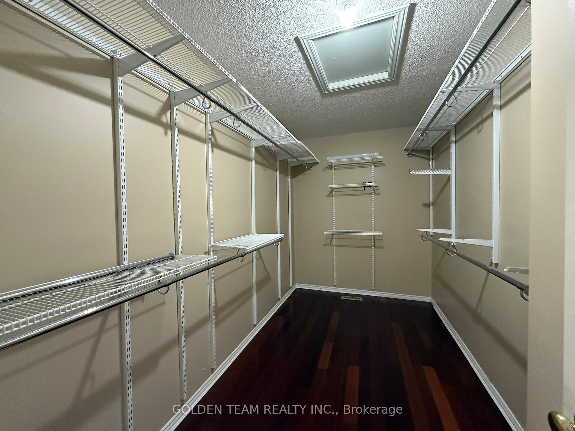 Photo 43 of 195 Waterside Crescent, Vaughan, Maple — HOMEH