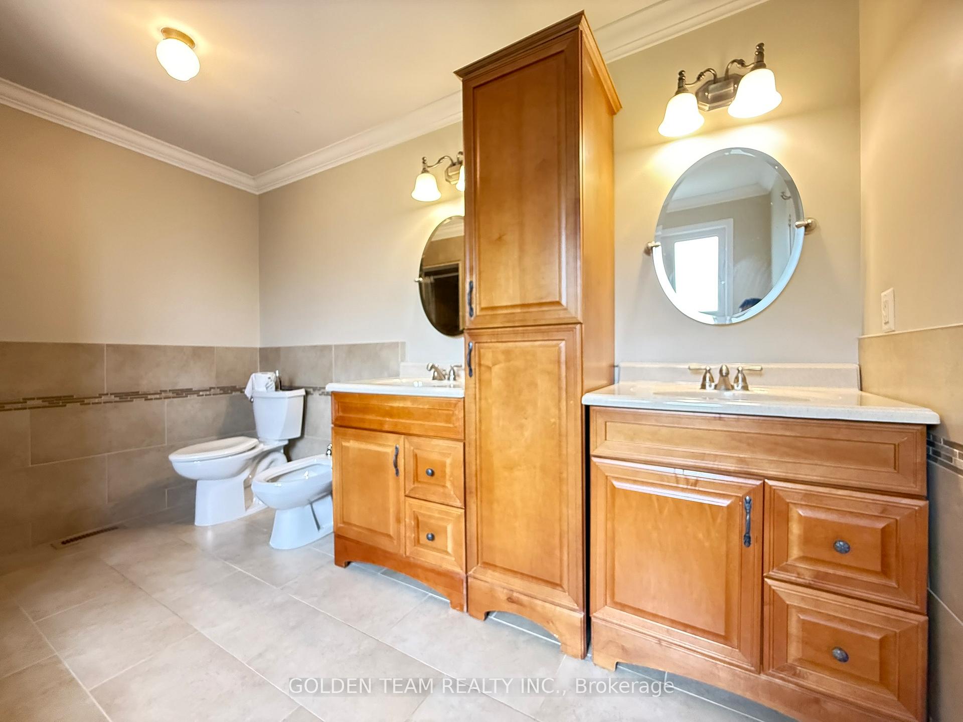 Photo 51 of 195 Waterside Crescent, Vaughan, Maple — HOMEH