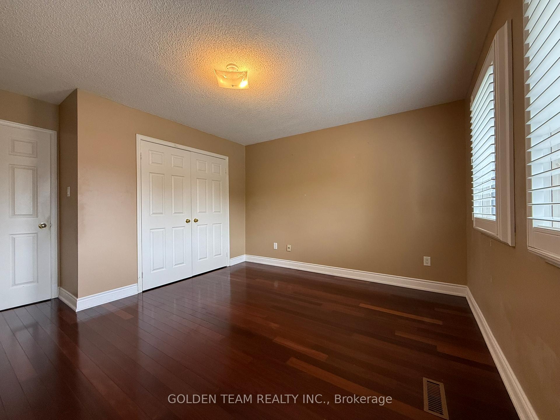 Photo 59 of 195 Waterside Crescent, Vaughan, Maple — HOMEH