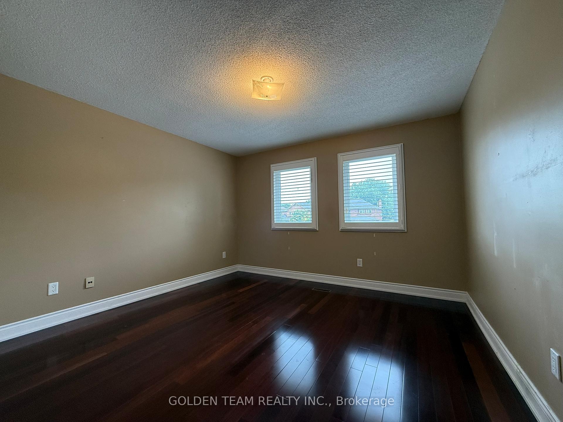 Photo 61 of 195 Waterside Crescent, Vaughan, Maple — HOMEH