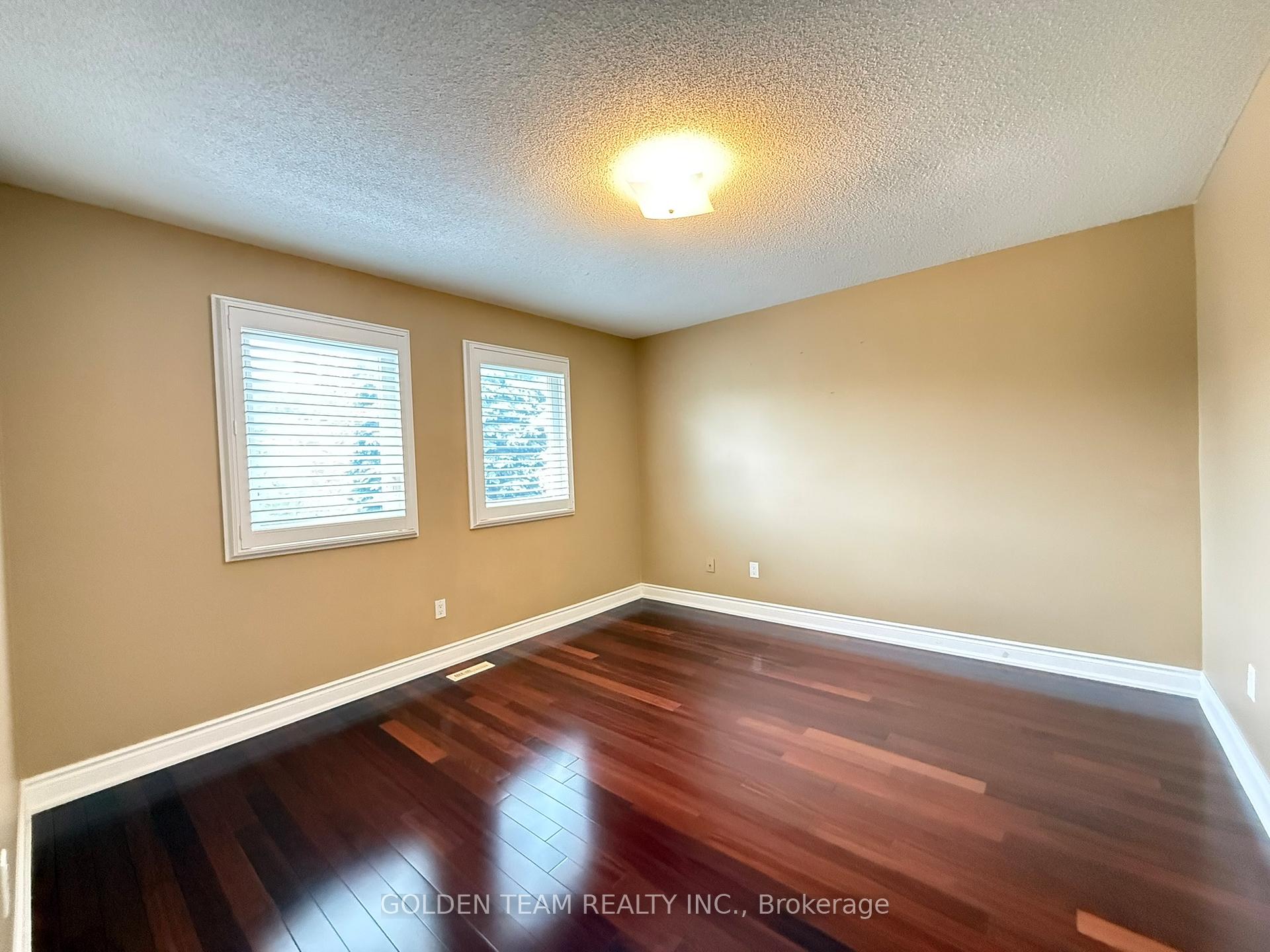 Photo 69 of 195 Waterside Crescent, Vaughan, Maple — HOMEH