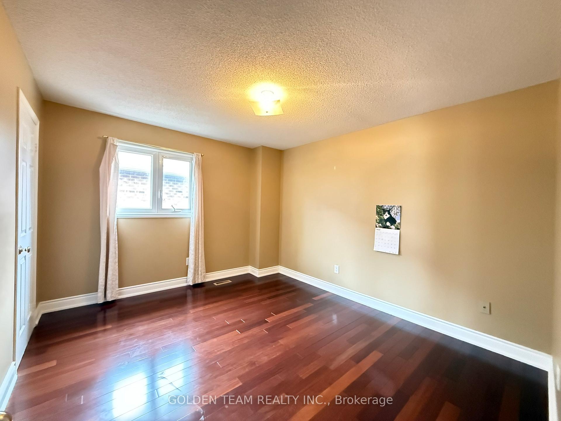 Photo 71 of 195 Waterside Crescent, Vaughan, Maple — HOMEH