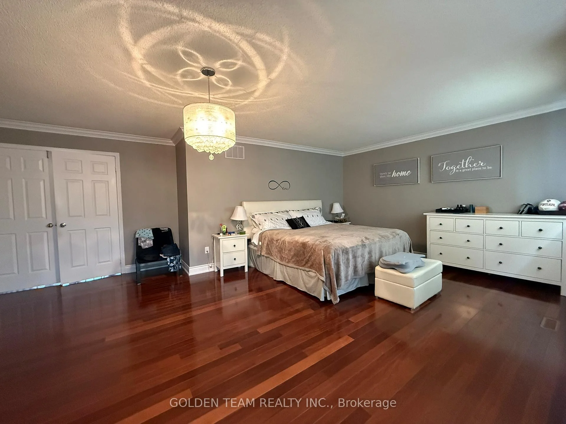 Photo 11 of 195 Waterside Crescent, Vaughan, Maple — HOMEH