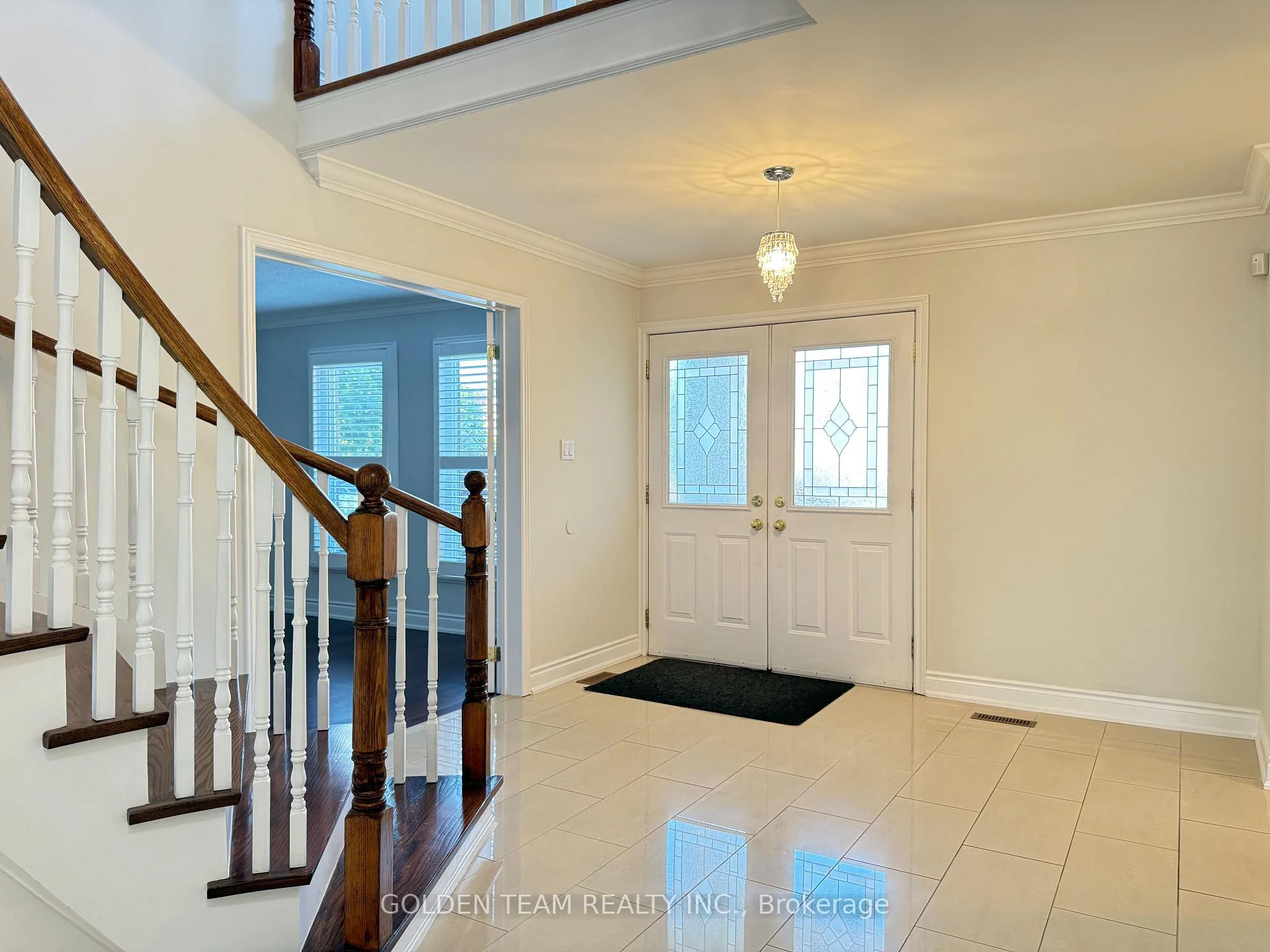 Photo 16 of 195 Waterside Crescent, Vaughan, Maple — HOMEH