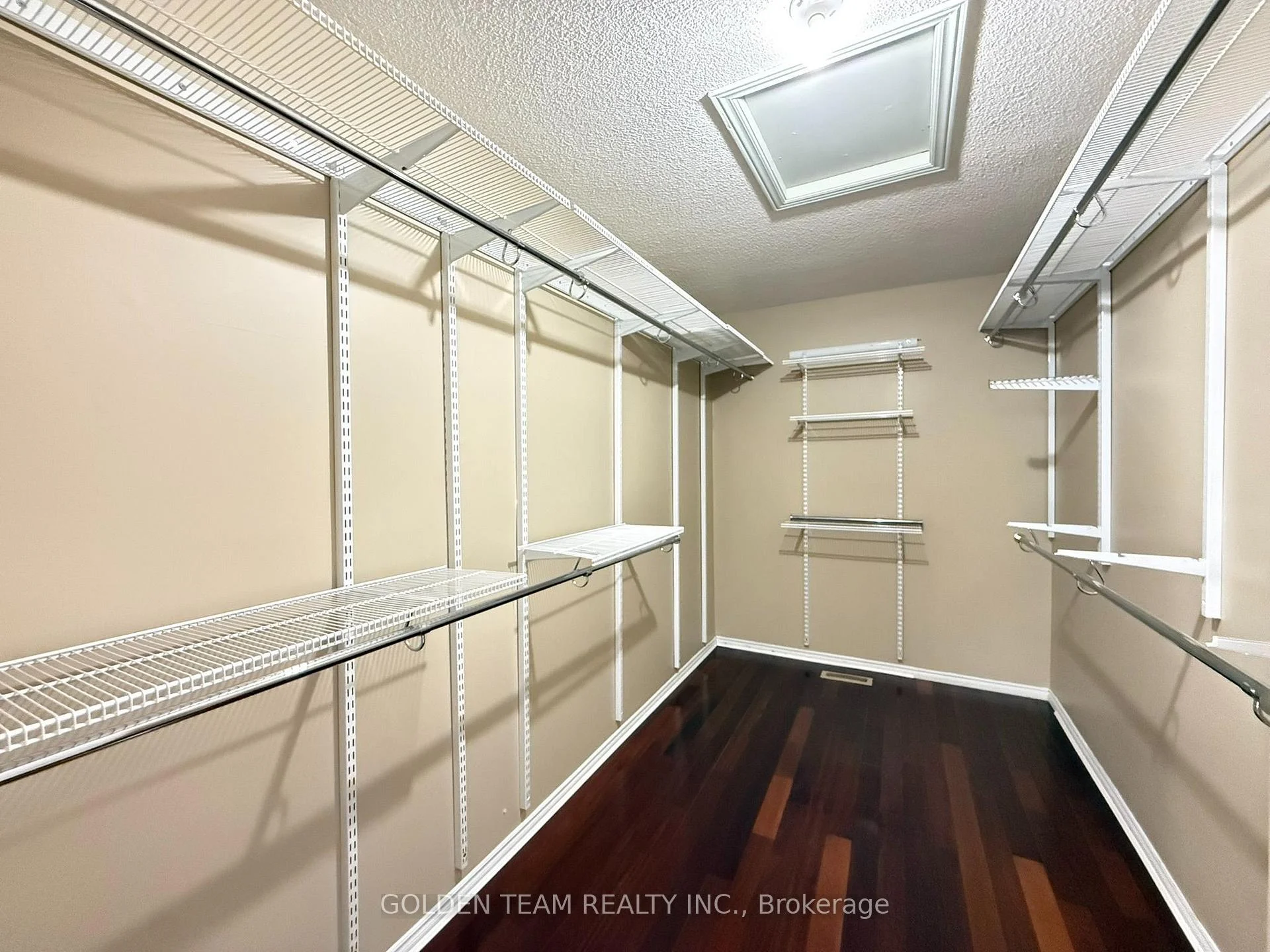 Photo 54 of 195 Waterside Crescent, Vaughan, Maple — HOMEH