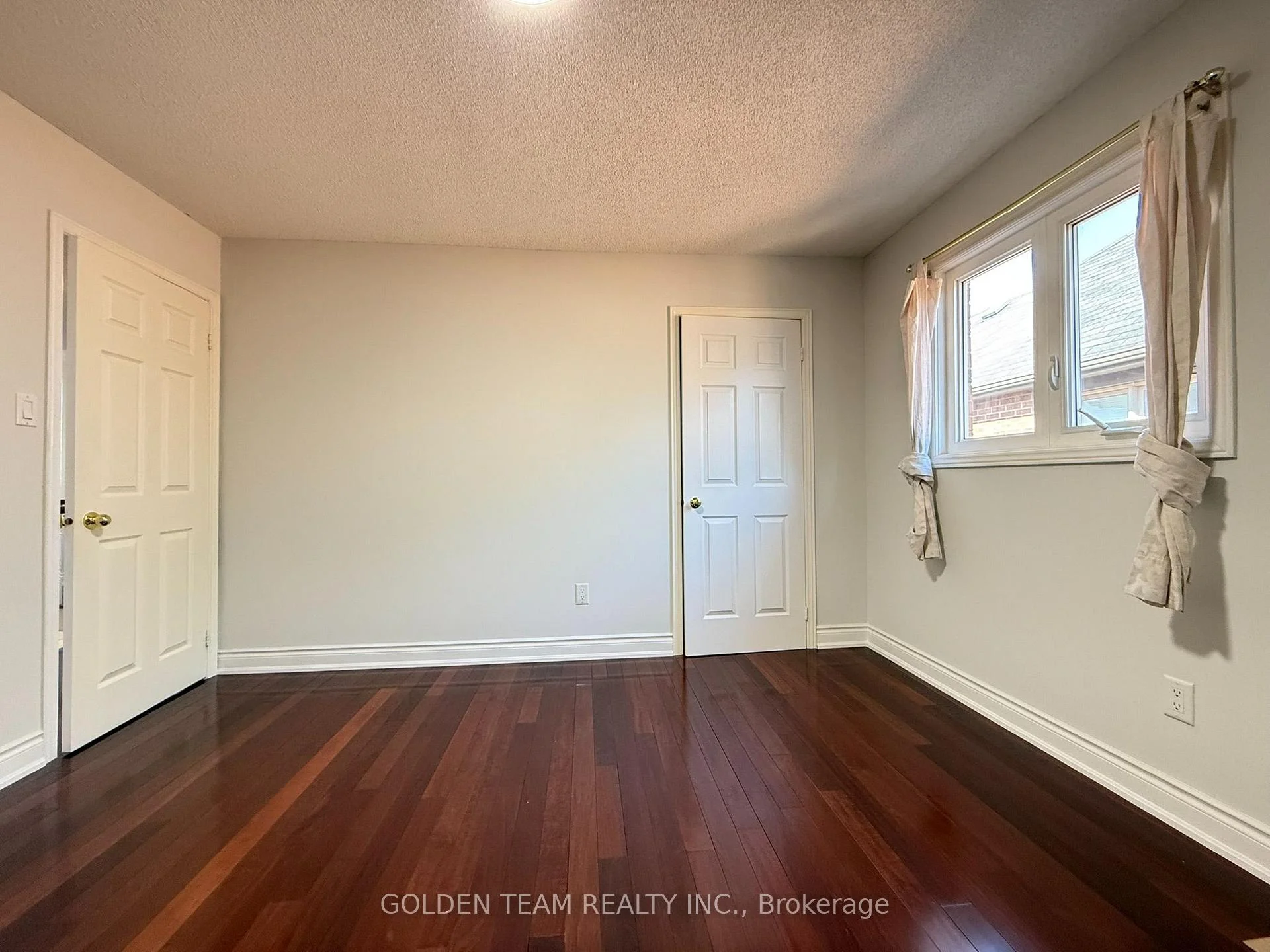 Photo 70 of 195 Waterside Crescent, Vaughan, Maple — HOMEH