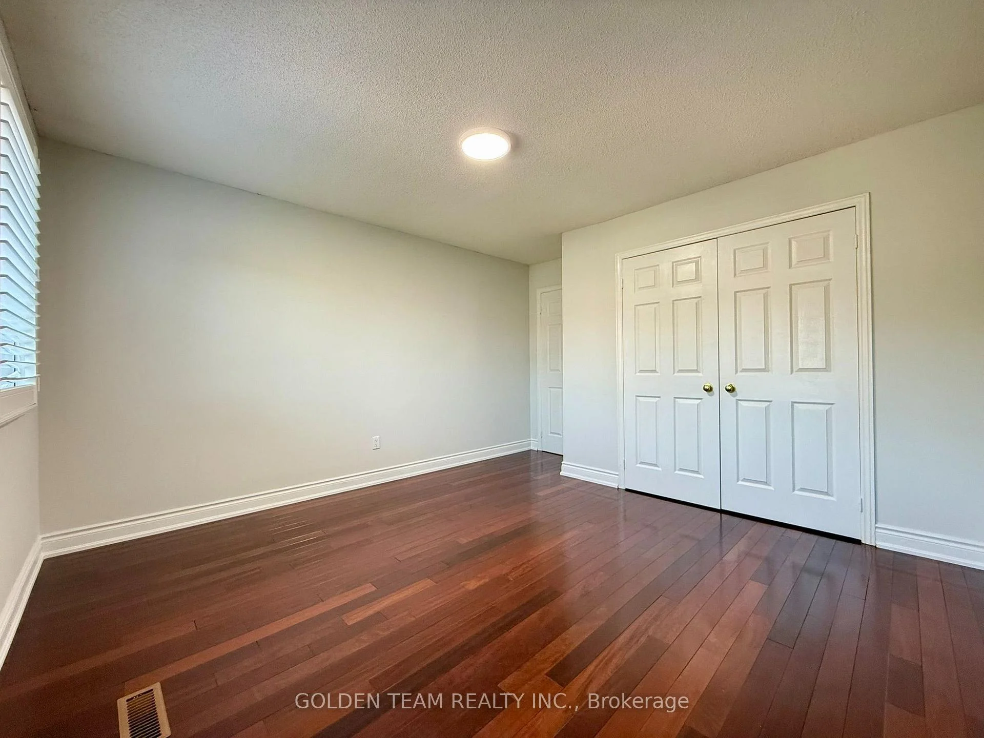 Photo 79 of 195 Waterside Crescent, Vaughan, Maple — HOMEH