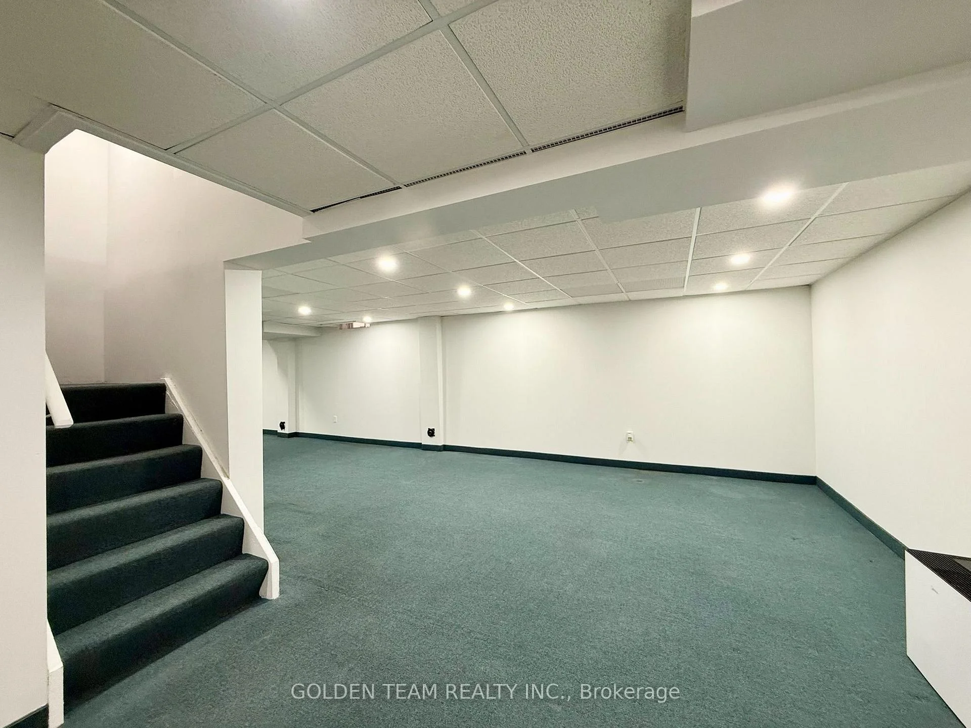 Photo 80 of 195 Waterside Crescent, Vaughan, Maple — HOMEH