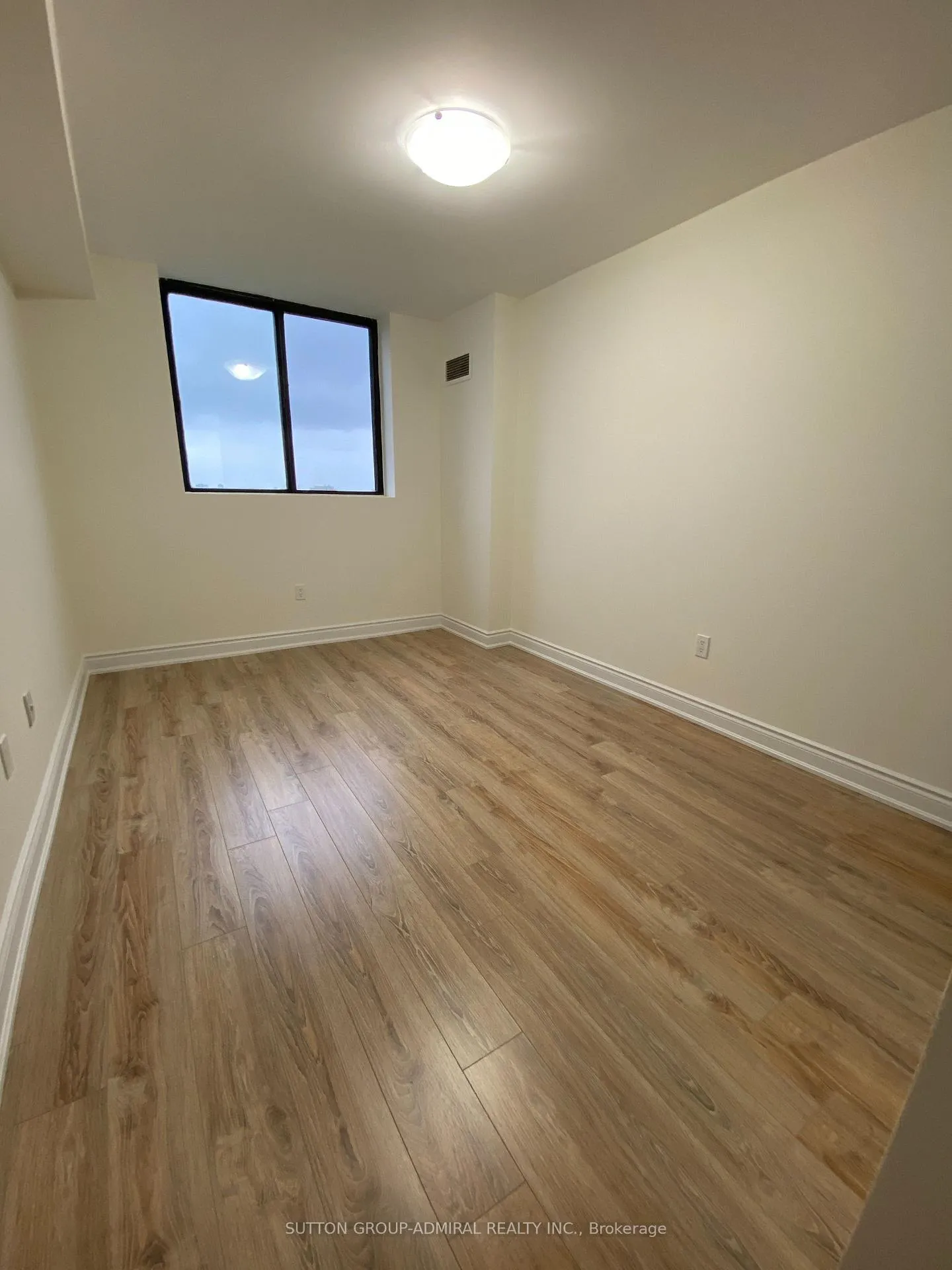 Photo 6 of Unit 1505, 7601 Bathurst Street E, Vaughan, Crestwood-Springfarm-Yorkhill — HOMEH