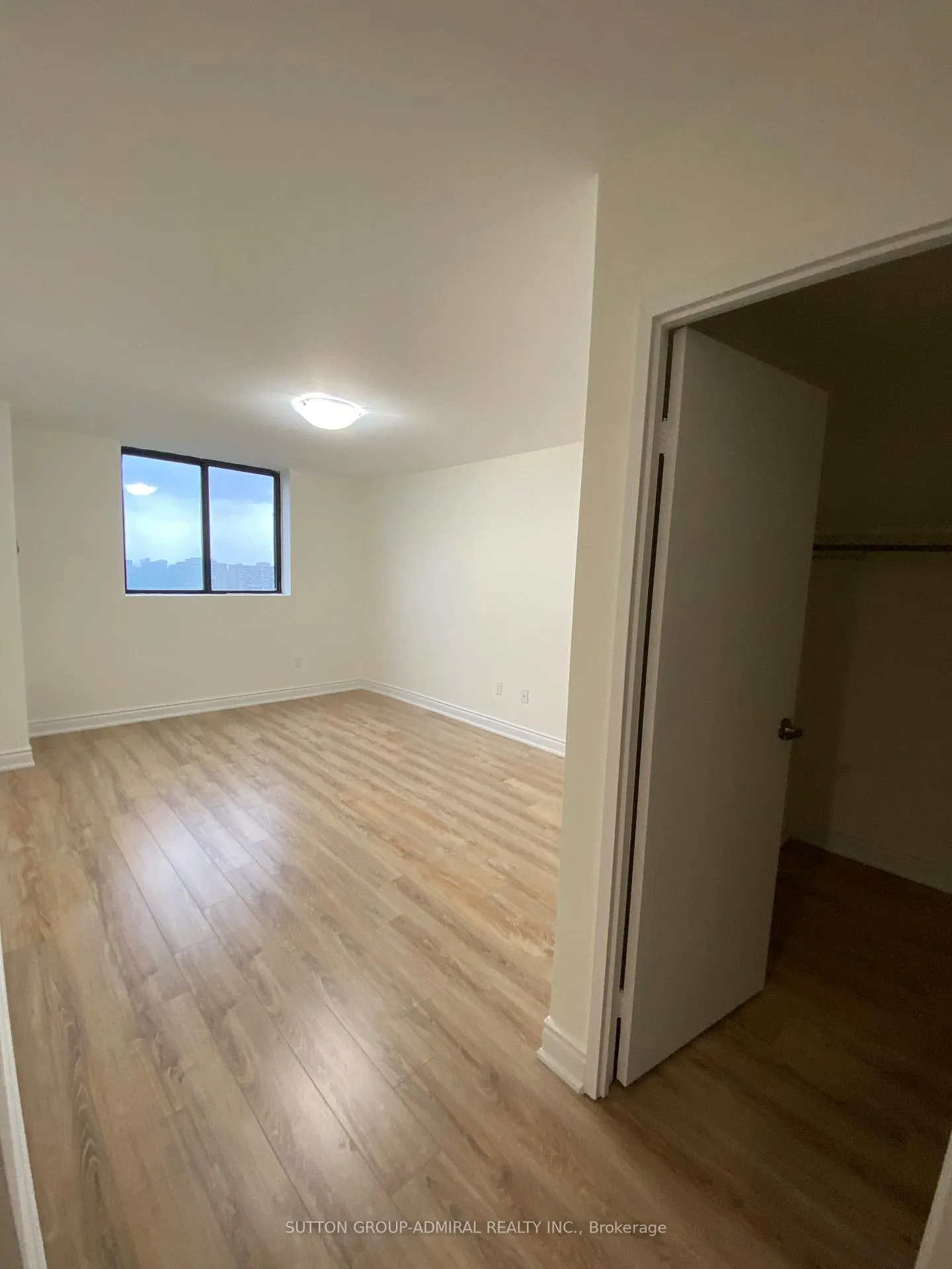 Photo 8 of Unit 1505, 7601 Bathurst Street E, Vaughan, Crestwood-Springfarm-Yorkhill — HOMEH