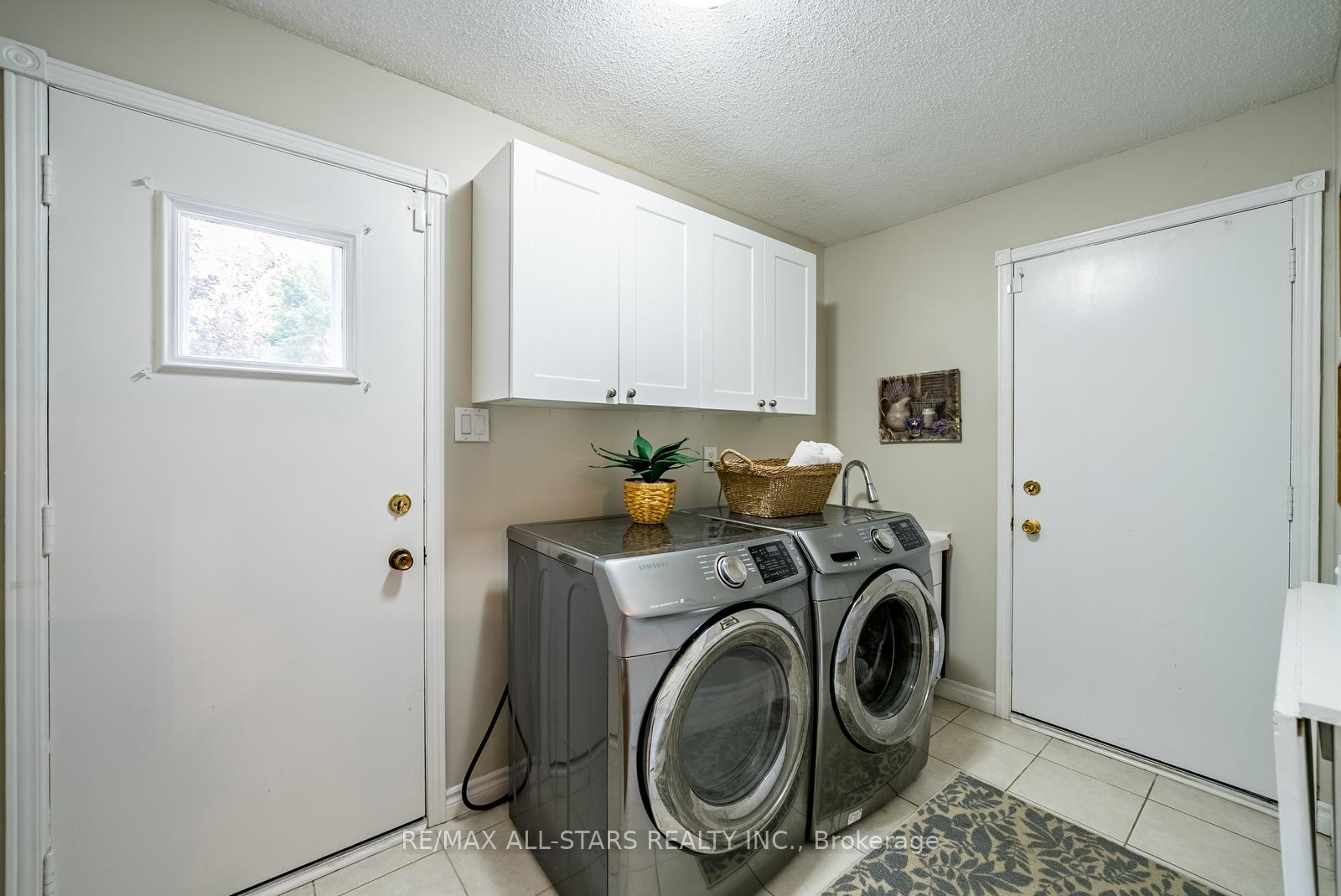 Photo 18 of 15 Hare Court, Markham, Old Markham Village — HOMEH