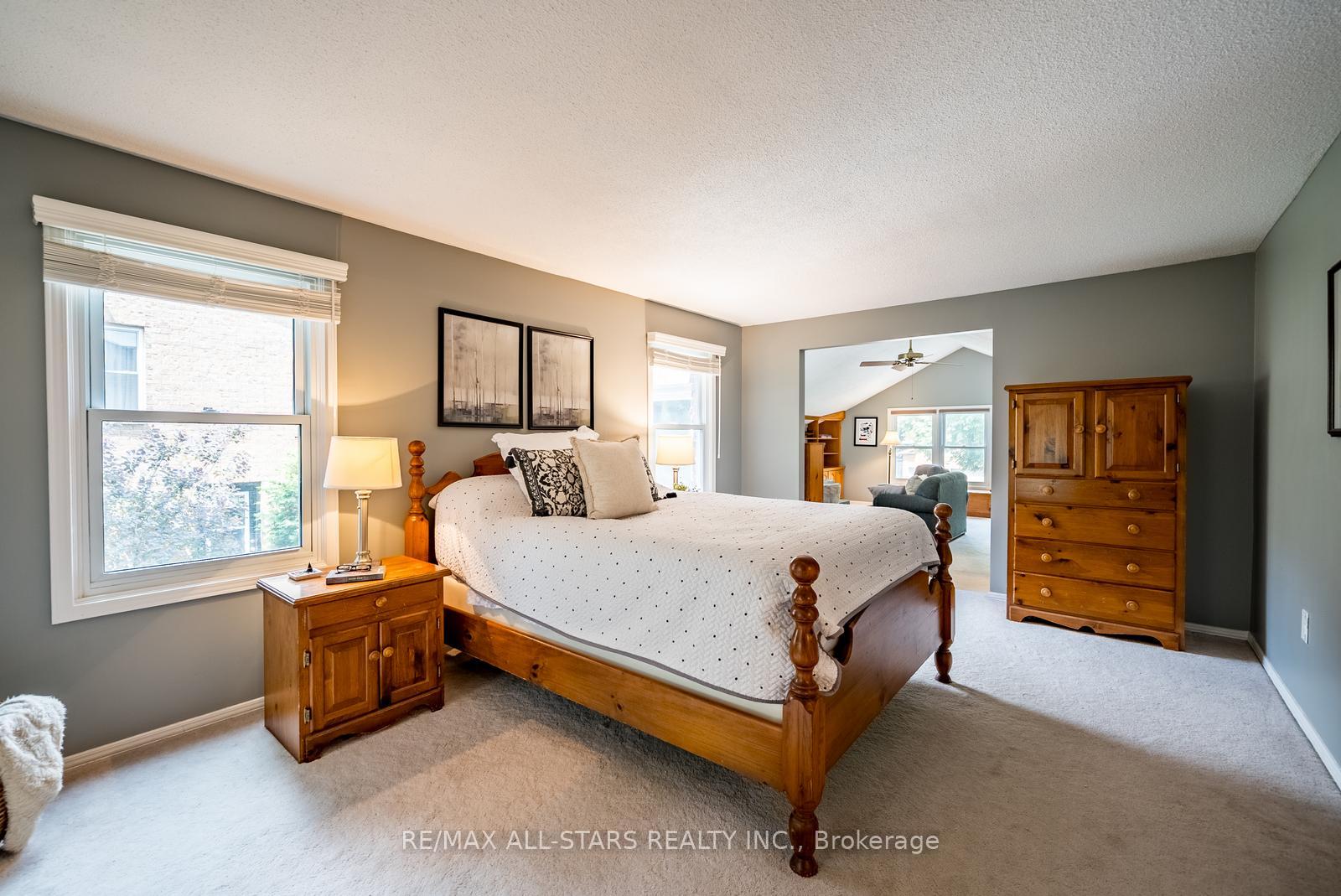 Photo 19 of 15 Hare Court, Markham, Old Markham Village — HOMEH