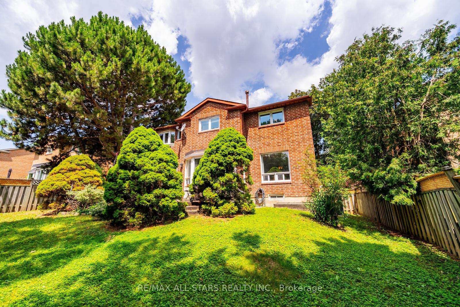 Photo 40 of 15 Hare Court, Markham, Old Markham Village — HOMEH