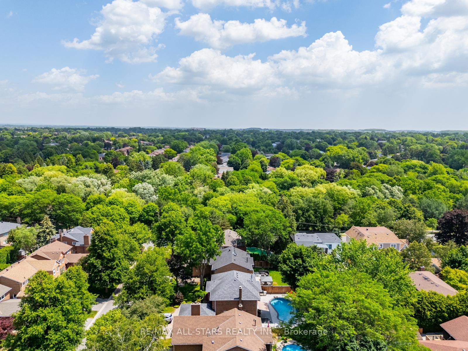 Photo 44 of 15 Hare Court, Markham, Old Markham Village — HOMEH