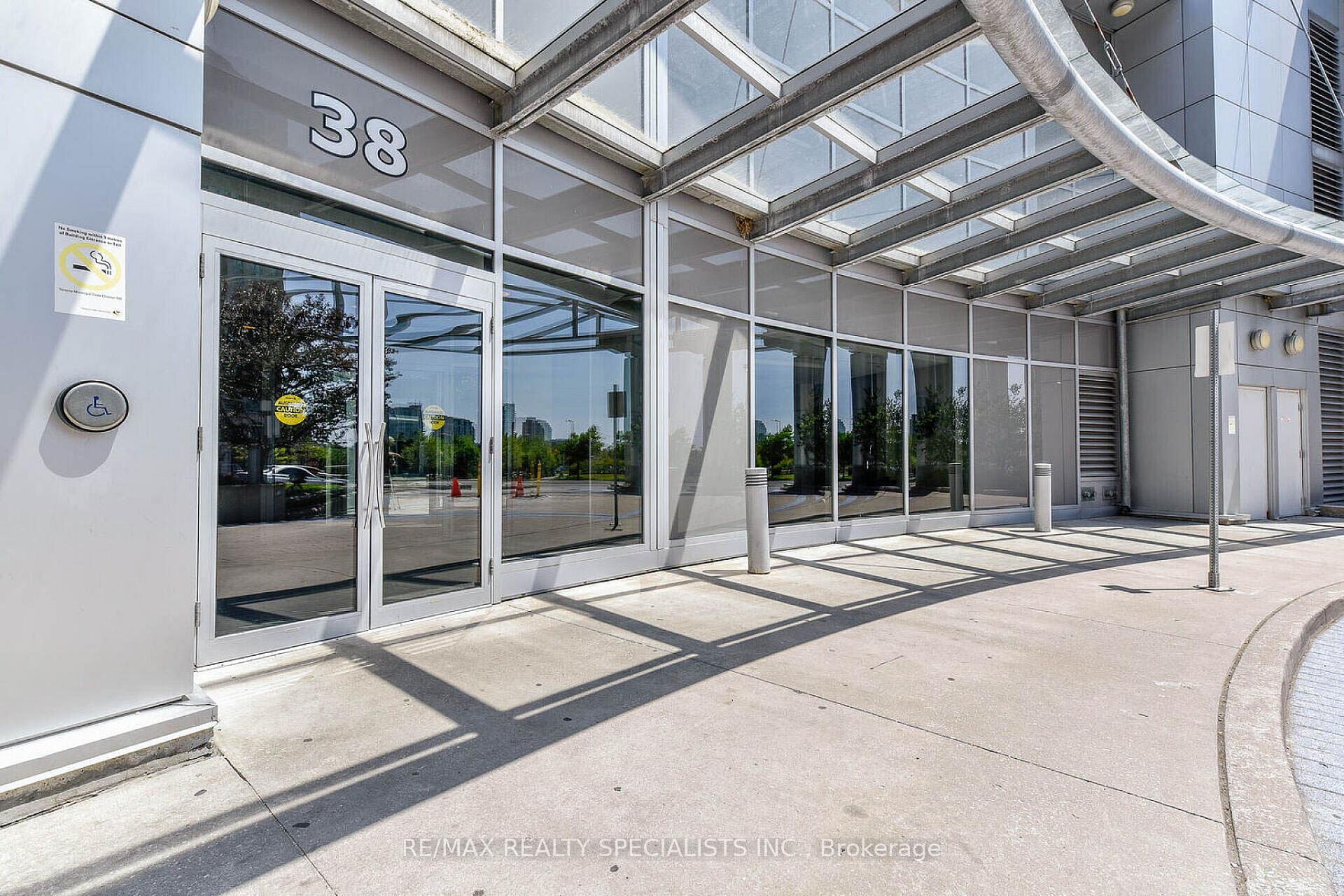 Photo 4 of Unit 2803, 38 Lee Centre Drive, Scarborough, Woburn — HOMEH