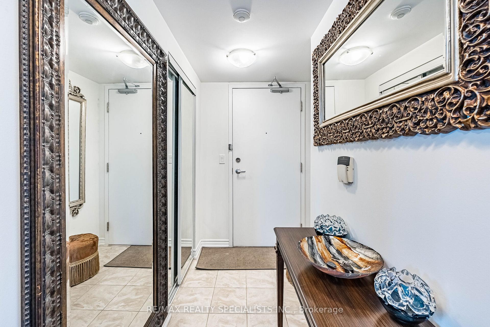 Photo 10 of Unit 2803, 38 Lee Centre Drive, Scarborough, Woburn — HOMEH
