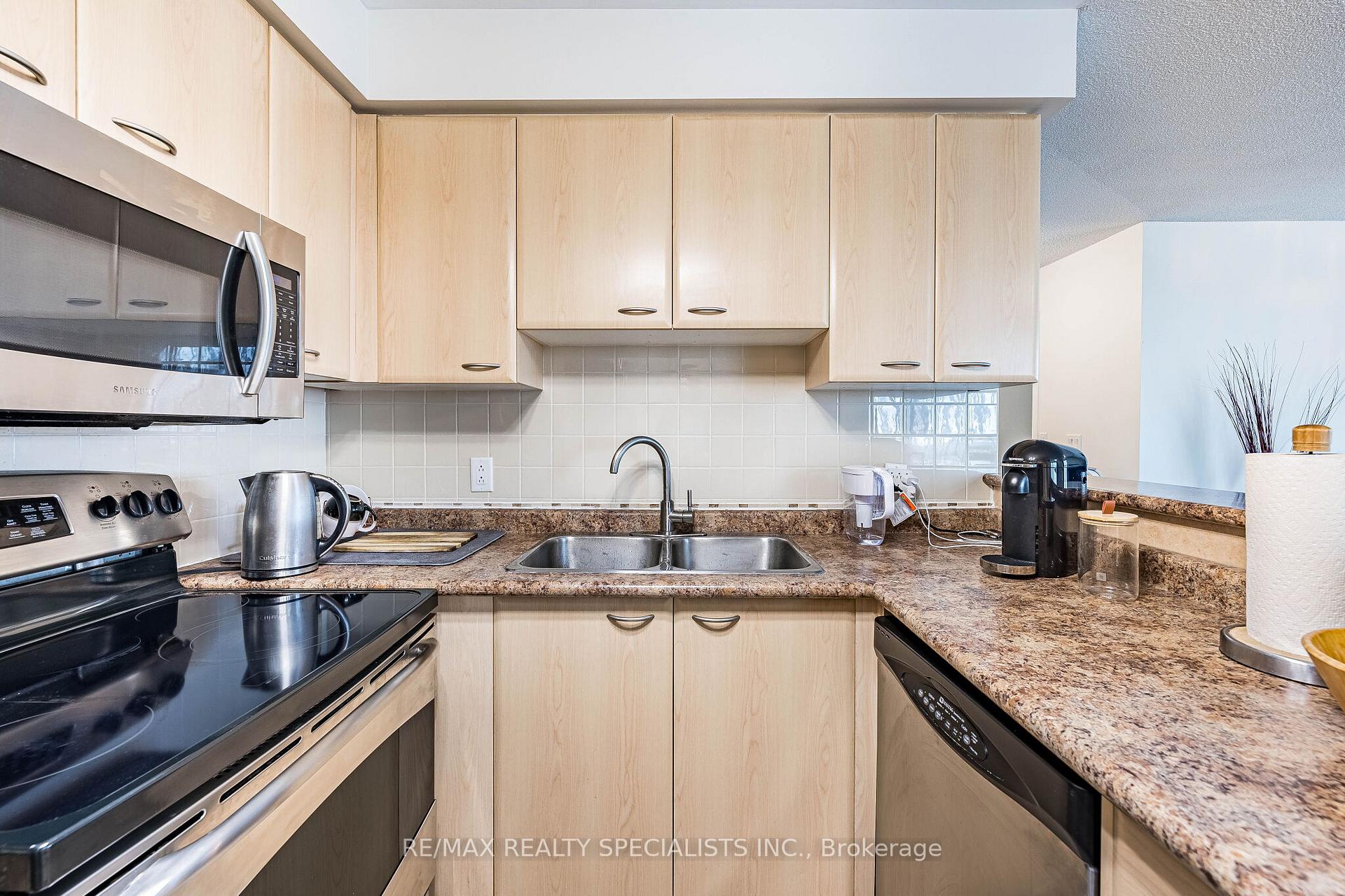 Photo 21 of Unit 2803, 38 Lee Centre Drive, Scarborough, Woburn — HOMEH