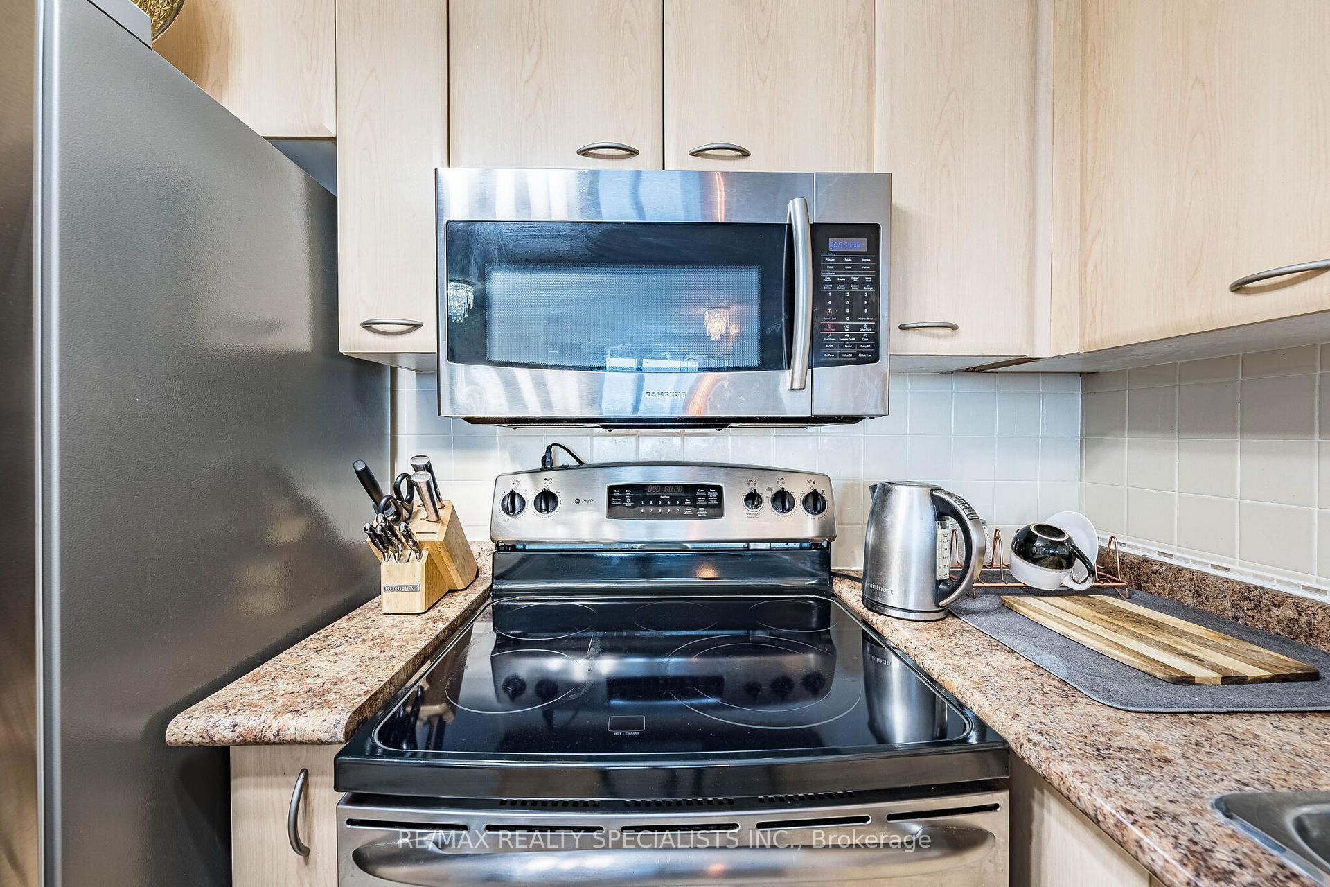 Photo 24 of Unit 2803, 38 Lee Centre Drive, Scarborough, Woburn — HOMEH