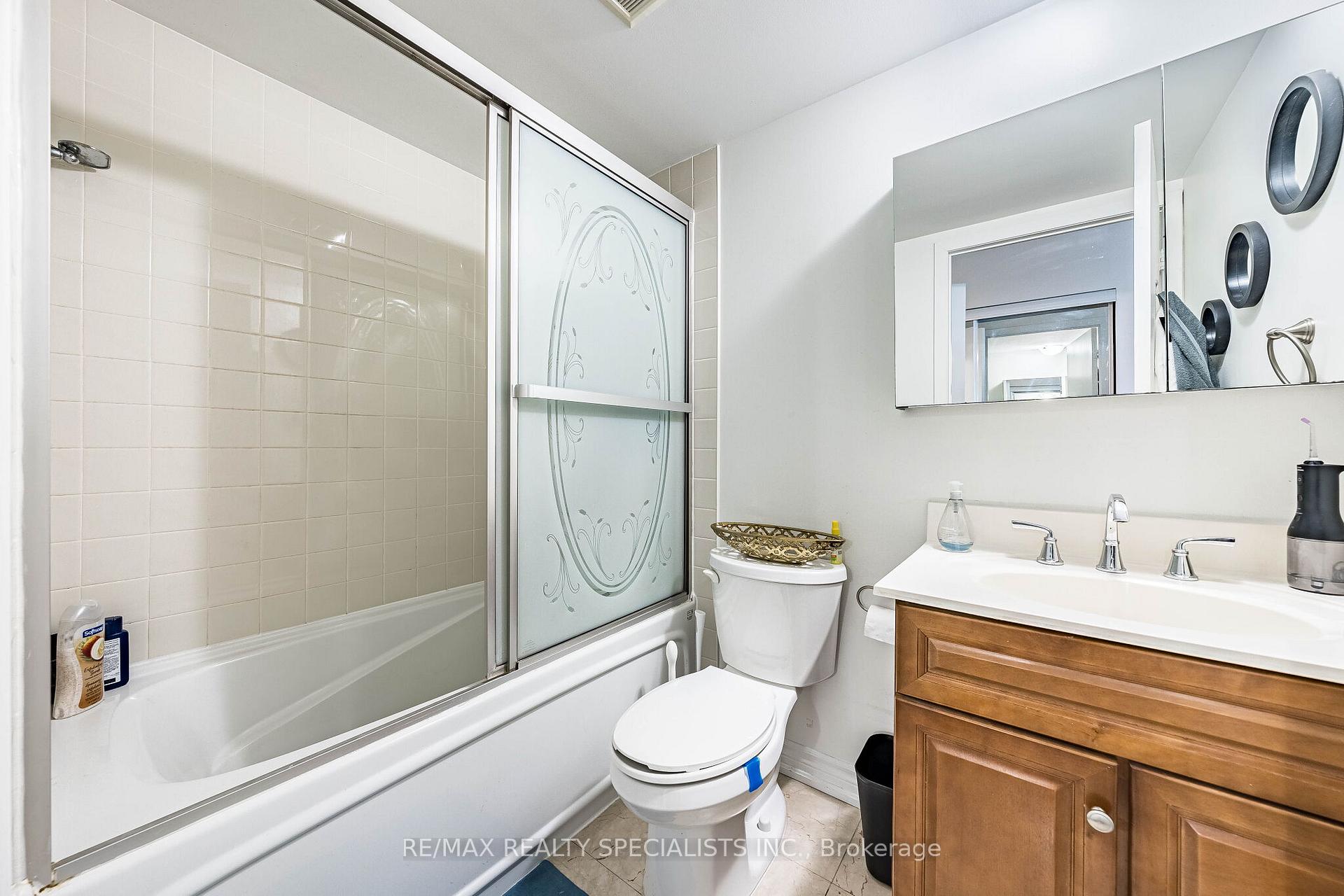 Photo 30 of Unit 2803, 38 Lee Centre Drive, Scarborough, Woburn — HOMEH