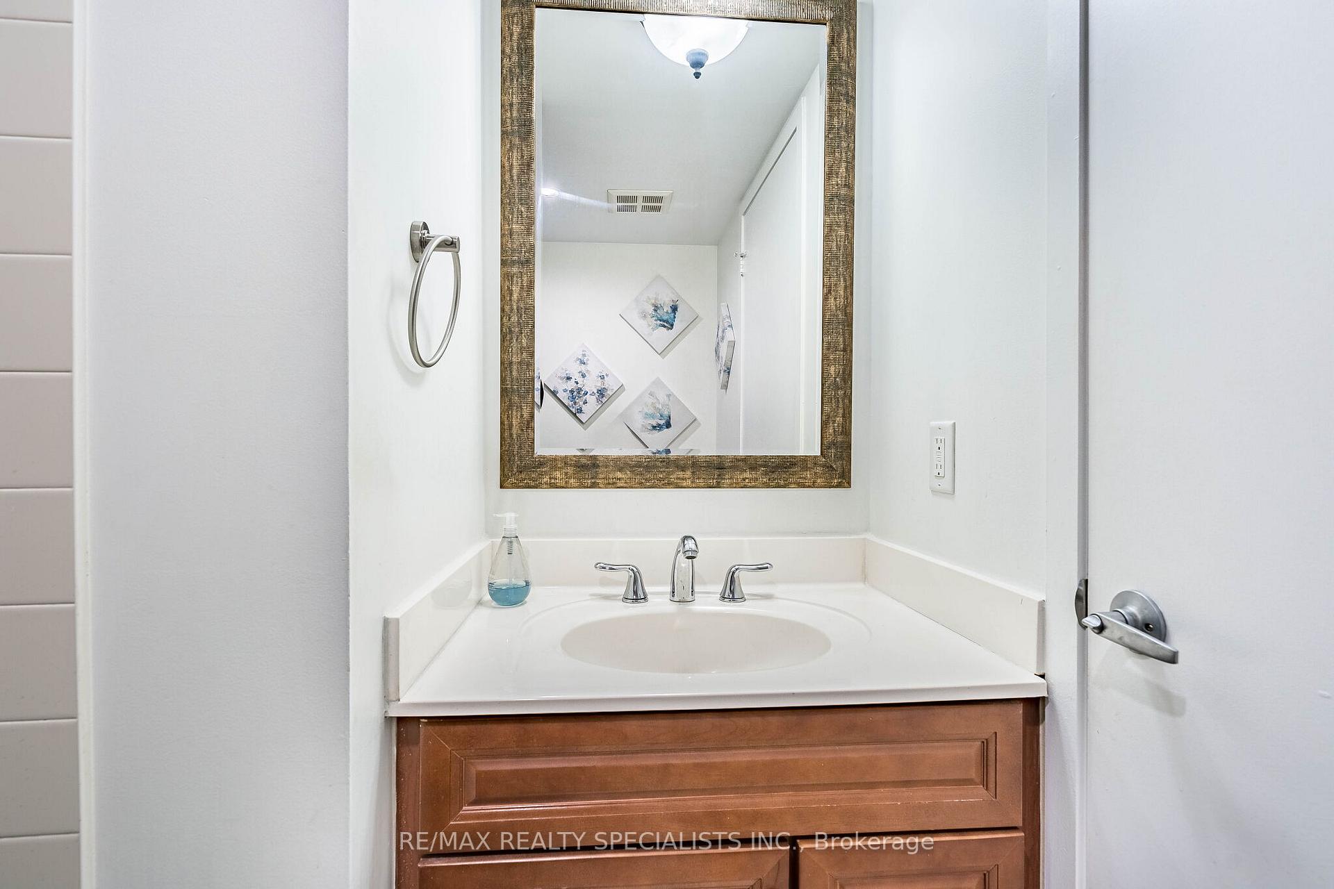 Photo 36 of Unit 2803, 38 Lee Centre Drive, Scarborough, Woburn — HOMEH