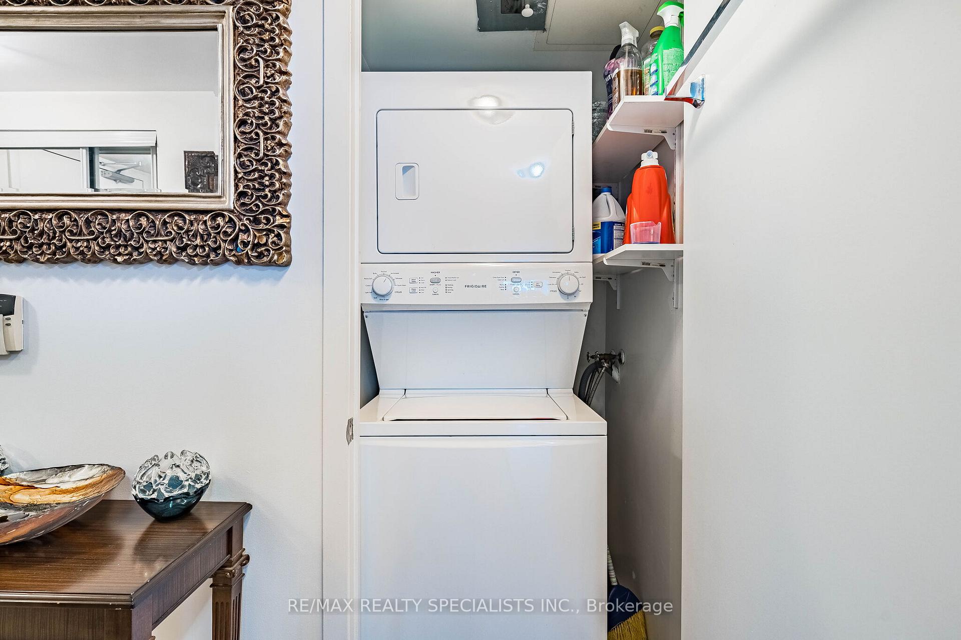 Photo 38 of Unit 2803, 38 Lee Centre Drive, Scarborough, Woburn — HOMEH