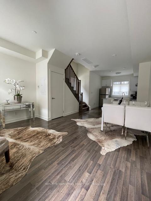 Photo 4 of Unit 67, 370B Red Maple Road, Richmond Hill, Langstaff — HOMEH