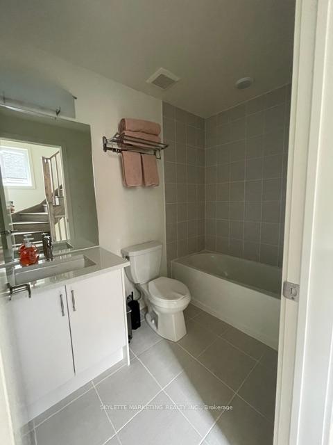 Photo 11 of Unit 67, 370B Red Maple Road, Richmond Hill, Langstaff — HOMEH