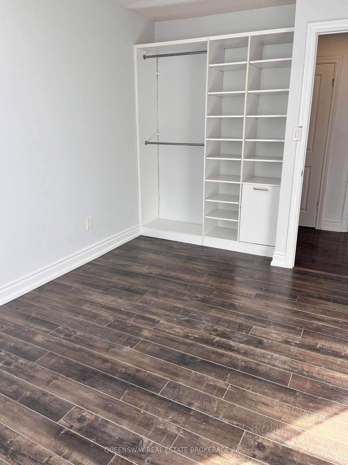 Photo 16 of Unit 504, 10 Edgecliff Golfway, Toronto, Flemingdon Park — HOMEH