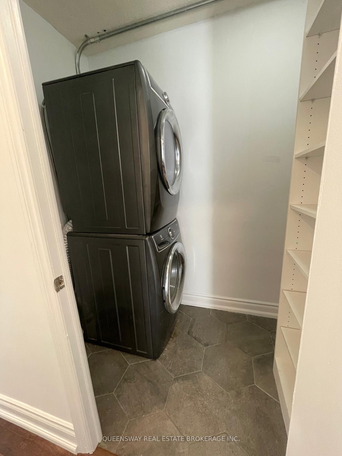 Photo 17 of Unit 504, 10 Edgecliff Golfway, Toronto, Flemingdon Park — HOMEH