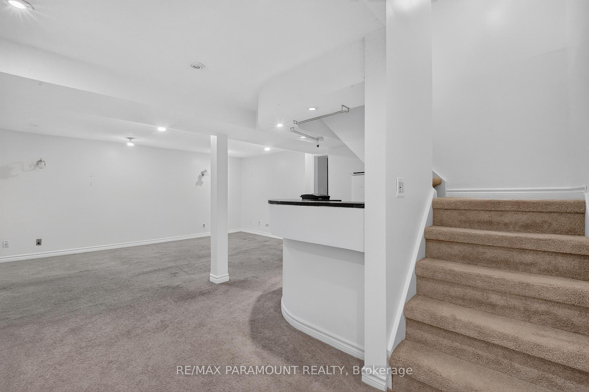 Photo 28 of 47 Cloverdale Drive, Brampton, Avondale — HOMEH