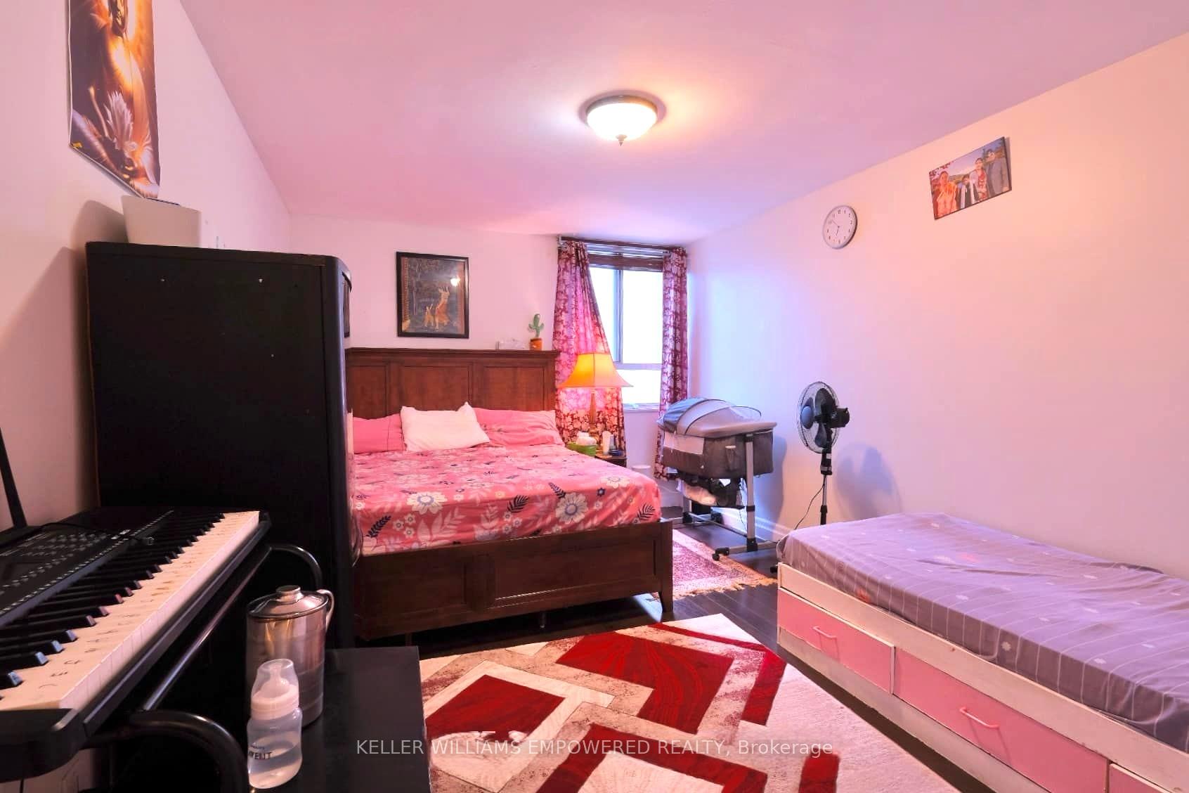 Photo 6 of Unit 2603, 1 Massey Square, Toronto, Crescent Town — HOMEH