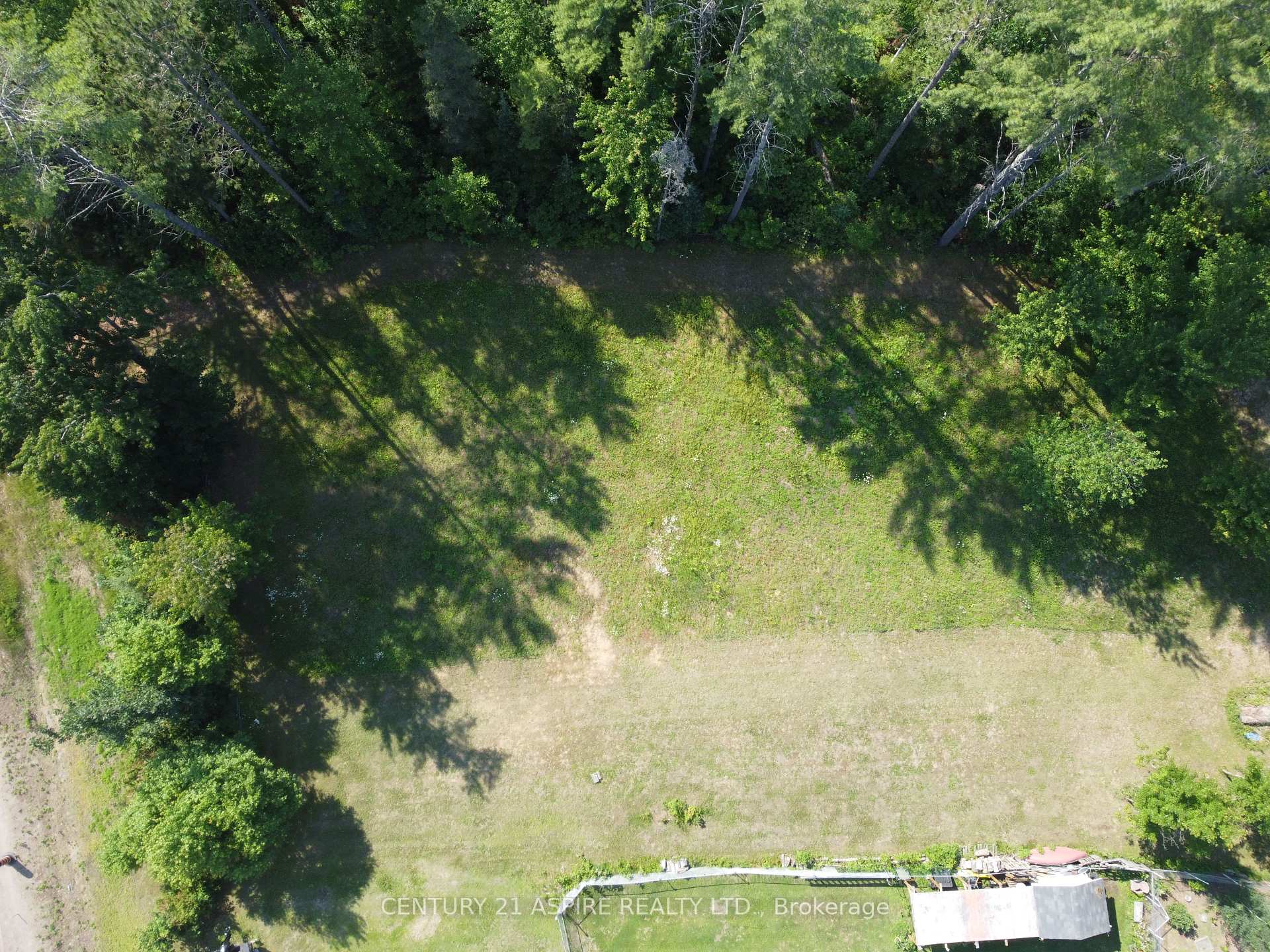 Photo 1 of 33572 Highway 17, Deep River, Deep River — HOMEH