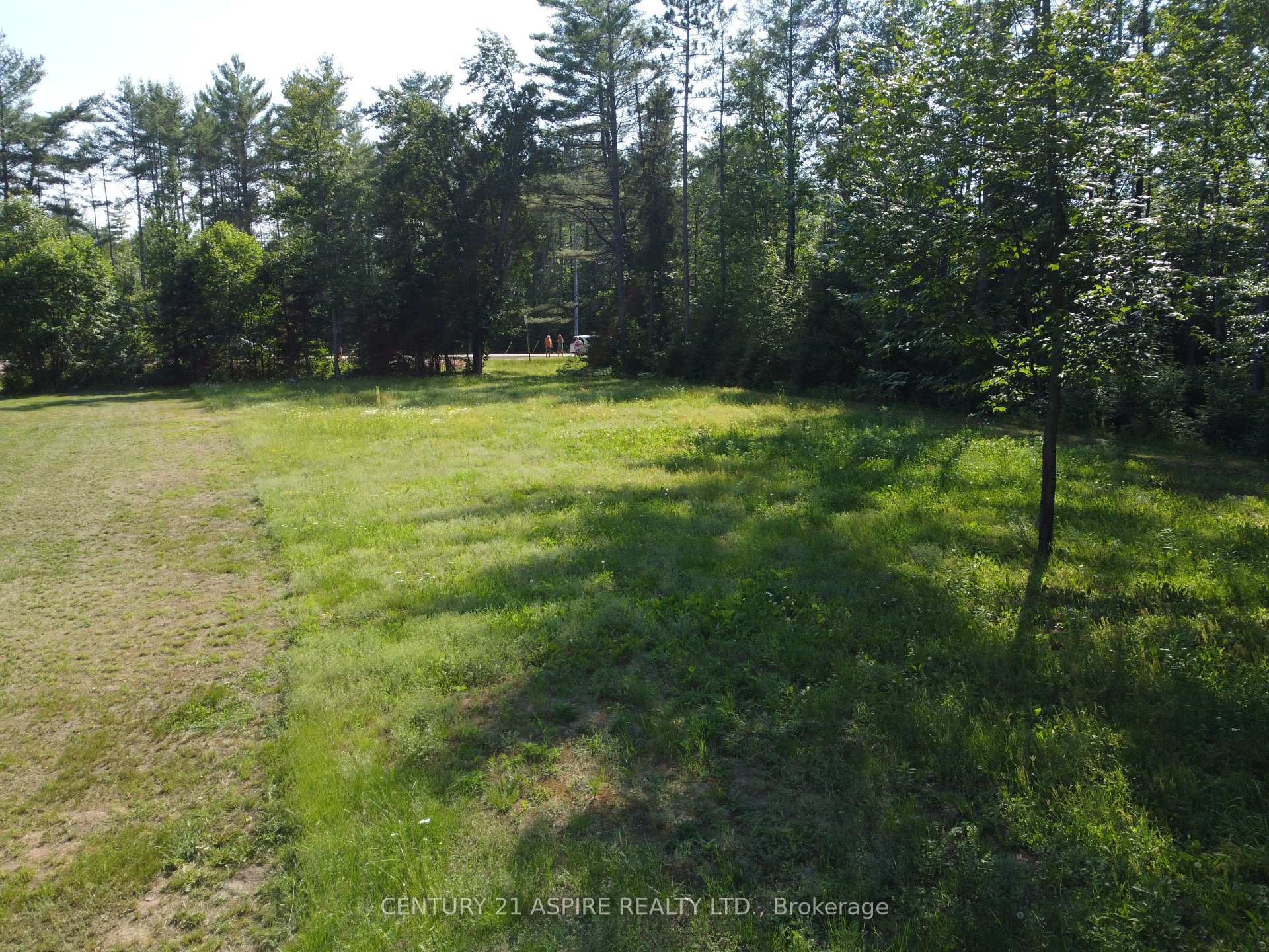 Photo 9 of 33572 Highway 17, Deep River, Deep River — HOMEH