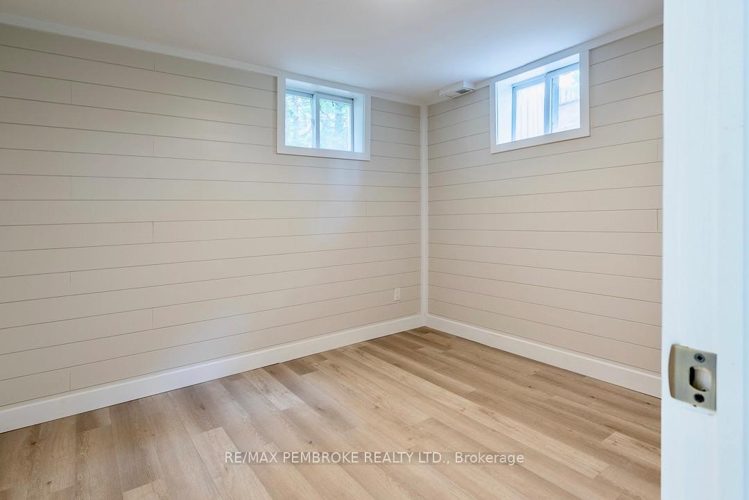 Photo 33 of 310 Esther Street, Pembroke, Pembroke — HOMEH