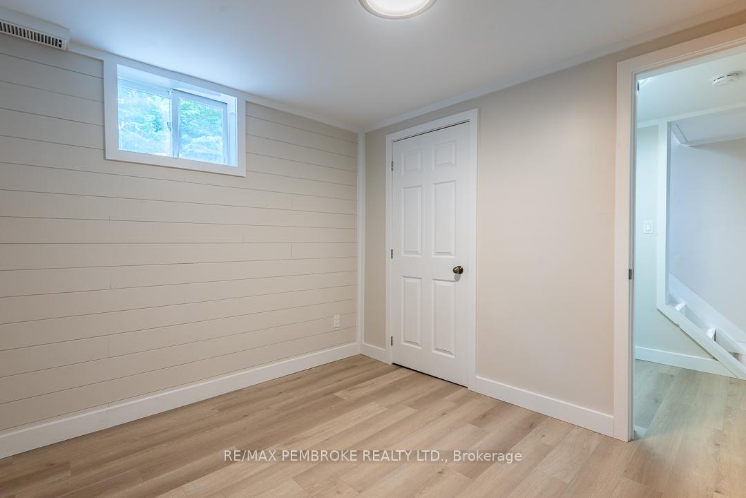 Photo 34 of 310 Esther Street, Pembroke, Pembroke — HOMEH