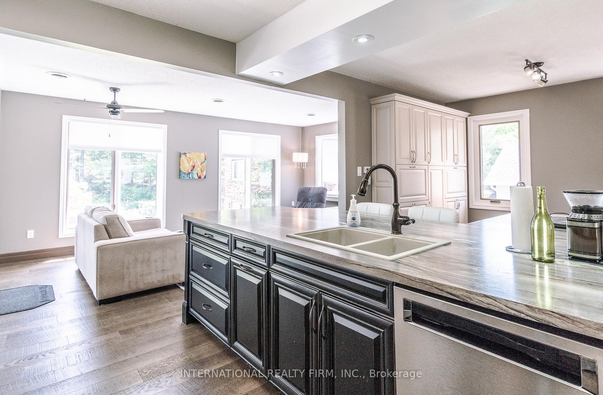 Photo 8 of 324 Bethune Drive N, Gravenhurst, Muskoka (S) — HOMEH