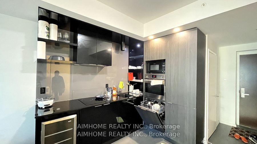 Photo 6 of Unit #2908, 70 Temperance Street S, Toronto, Bay Street Corridor — HOMEH