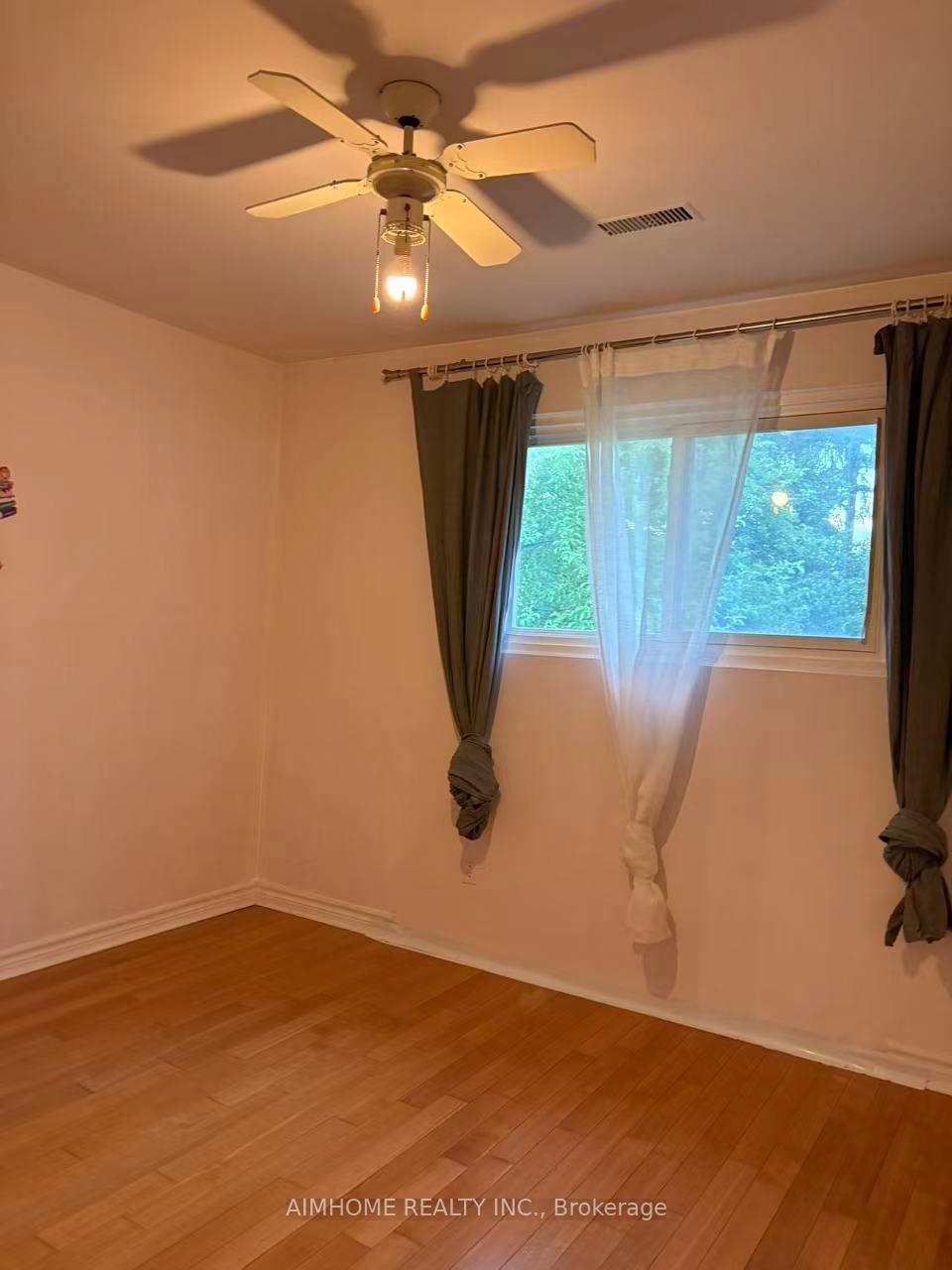 Photo 8 of 18 Lynch Road, North York, Don Valley Village — HOMEH
