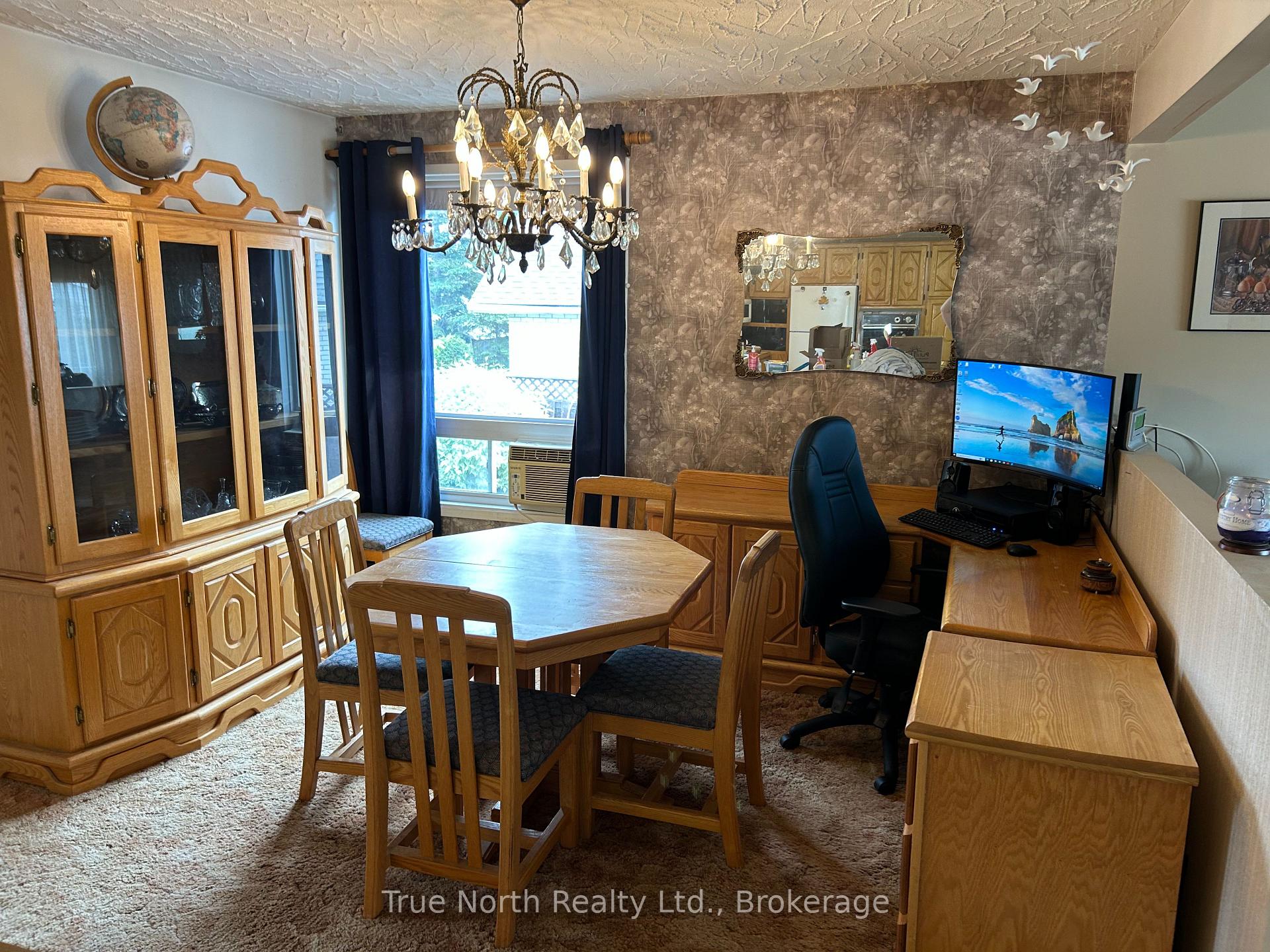 Photo 4 of 16 Brock Crescent, Kapuskasing — HOMEH