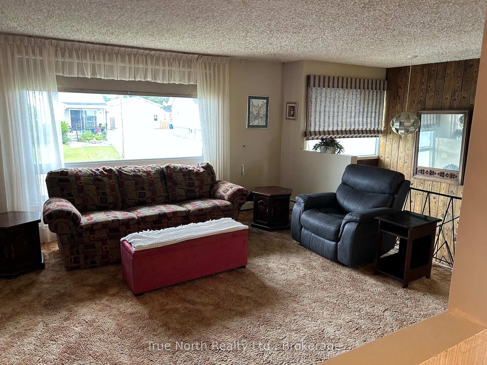 Photo 5 of 16 Brock Crescent, Kapuskasing — HOMEH