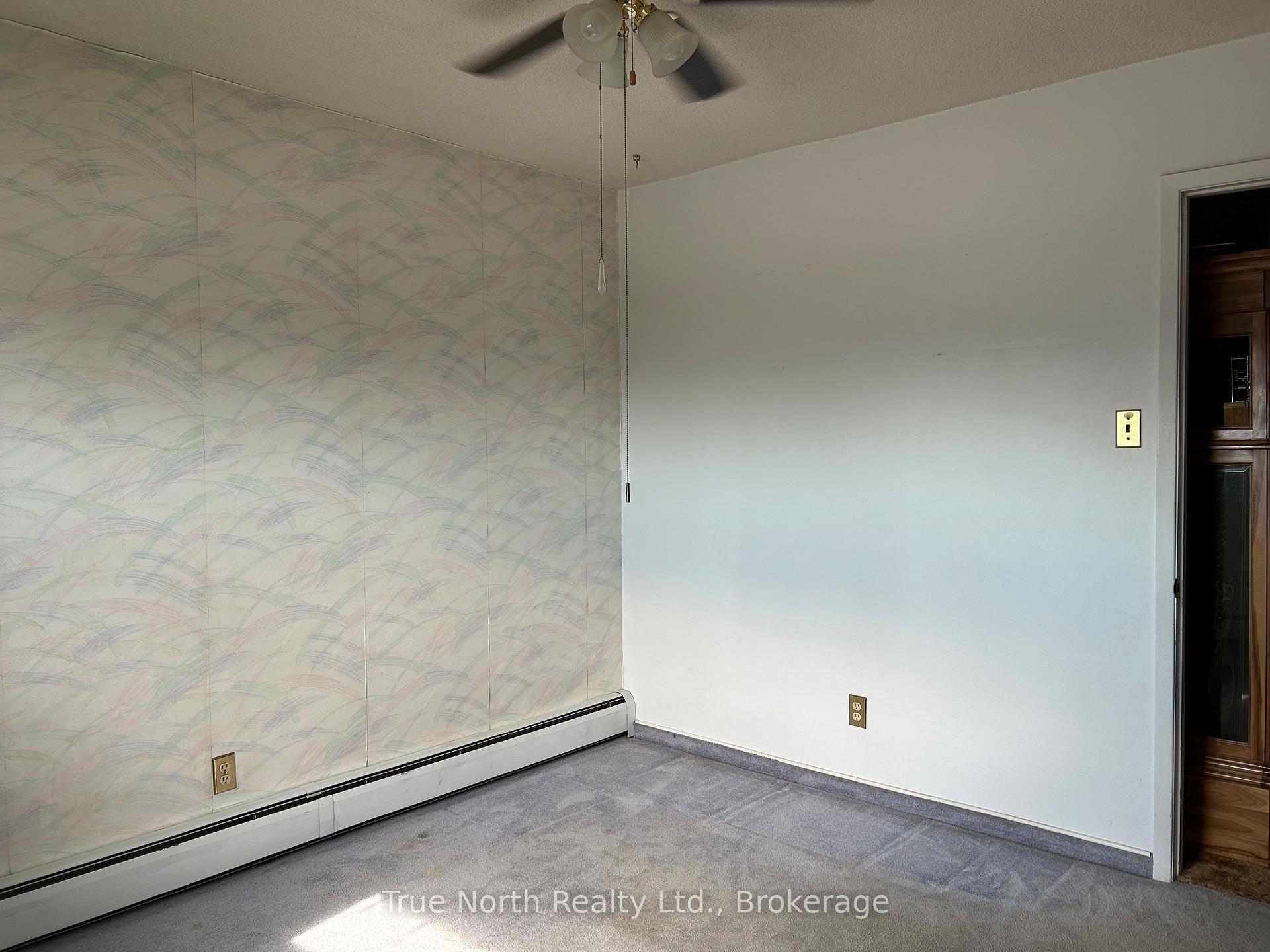 Photo 12 of 16 Brock Crescent, Kapuskasing — HOMEH