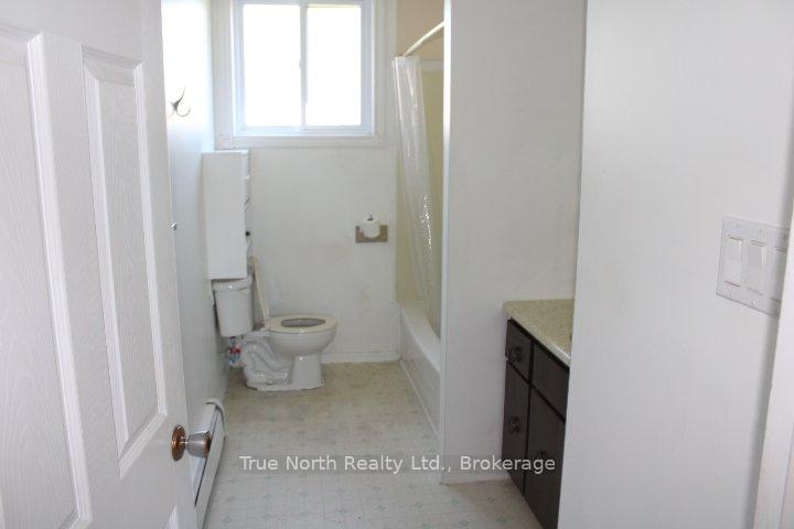 Photo 21 of 16 Brock Crescent, Kapuskasing — HOMEH