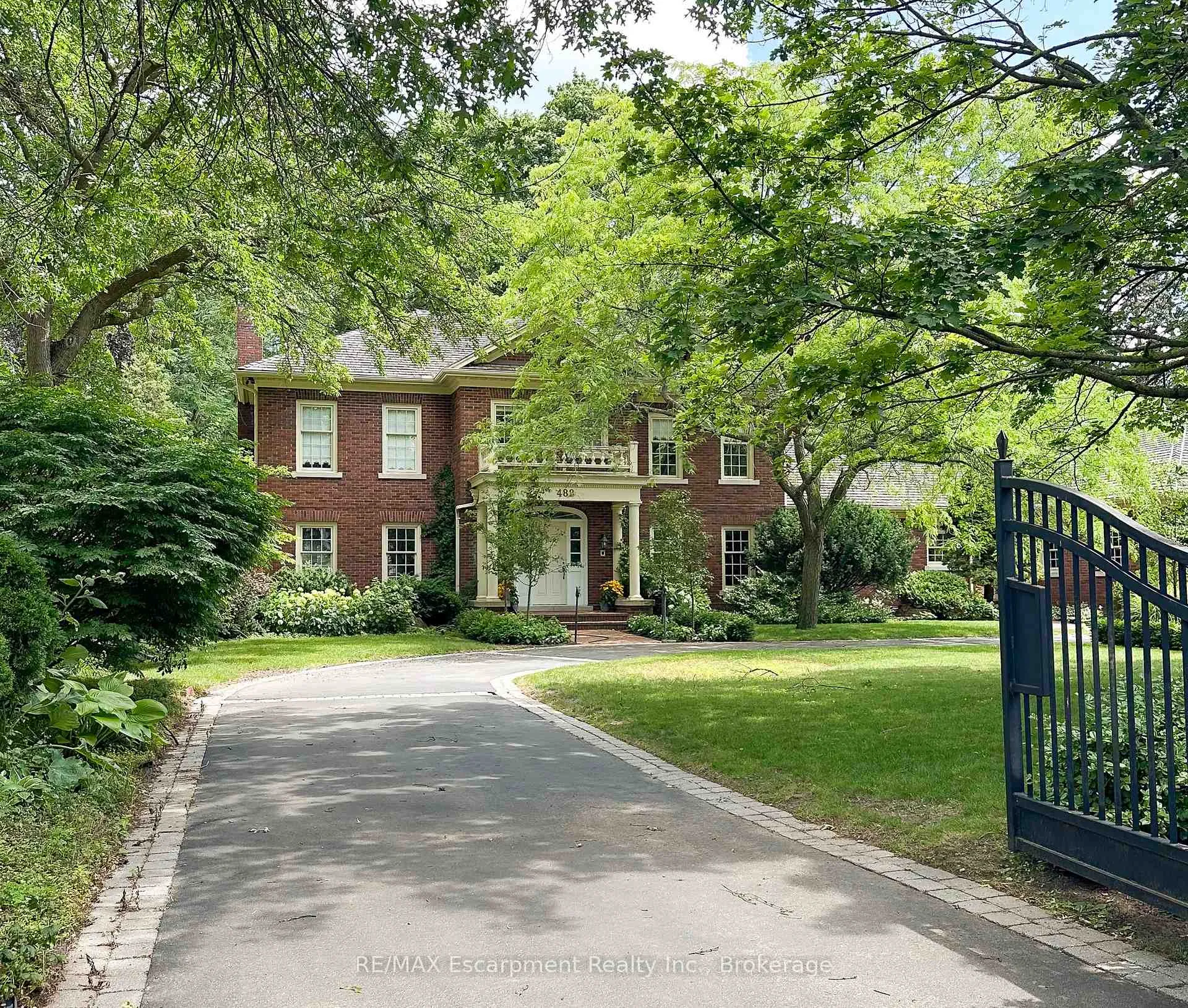 Photo of 488 Macdonald Road