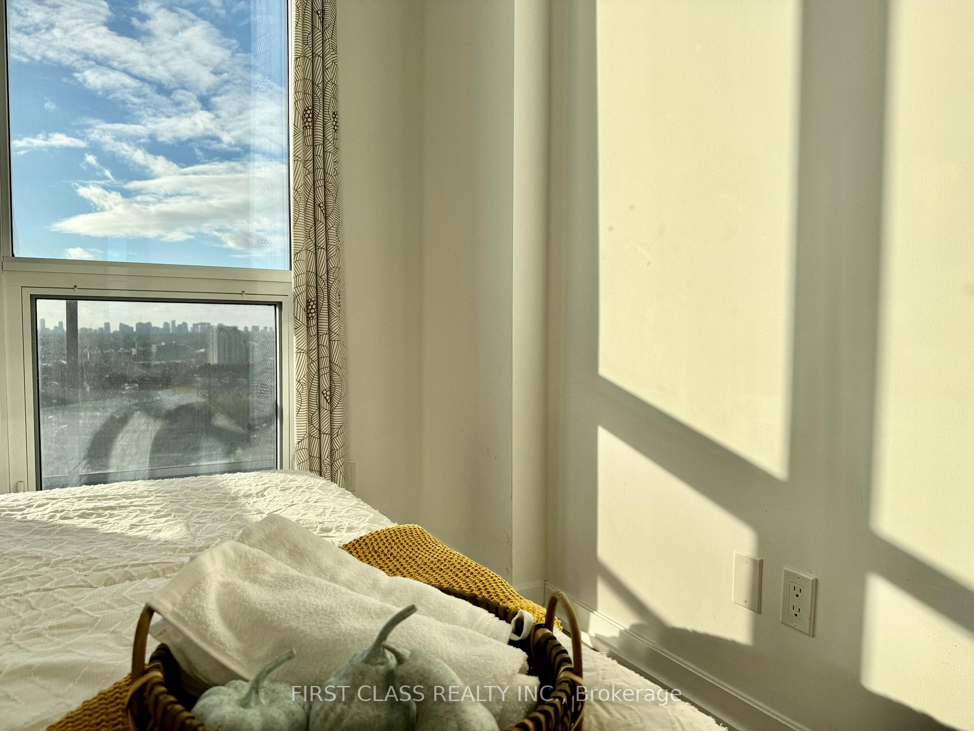 Photo 8 of Unit 709, 36 Forest Manor Road, North York, Henry Farm — HOMEH